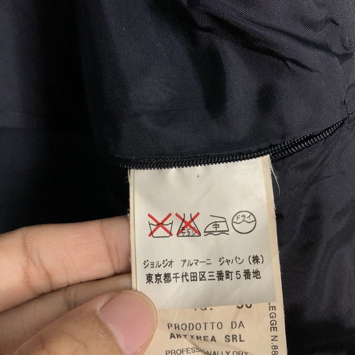 Emporio Armani 📌Rich Black Vintage Emporio Armani Made in Italy Coats Size US M / EU 48-50 / 2 - 18 Thumbnail