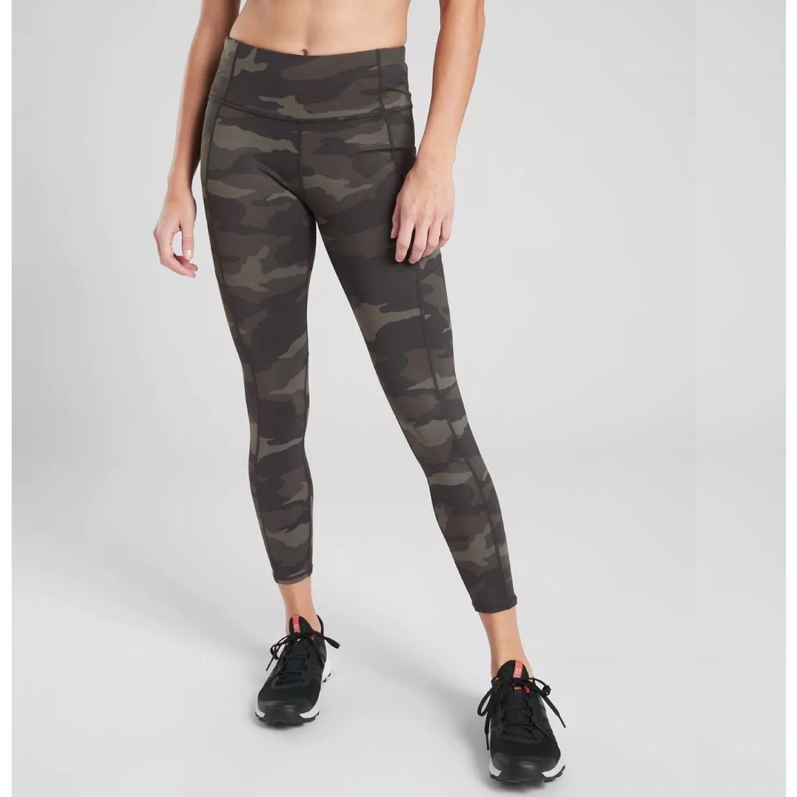 Athleta Athleta Camo Contender 7/8 Tight High Rise Leggings XXS Size 25" / US 0 / IT 36 - 1 Thumbnail