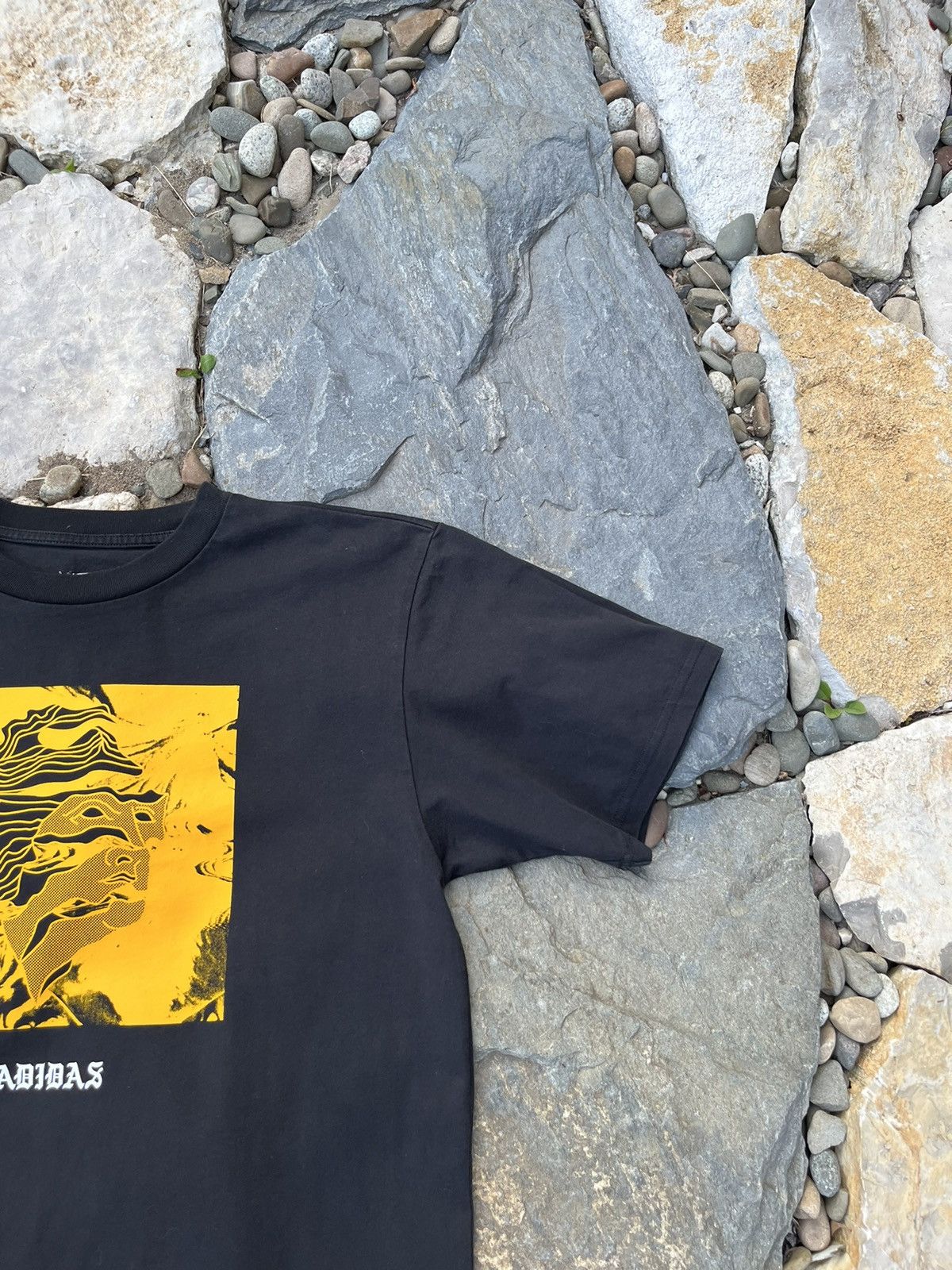 Adidas Adidas skateboarding Manoles Alias tee t-shirt samurai face Size US M / EU 48-50 / 2 - 2 Thumbnail