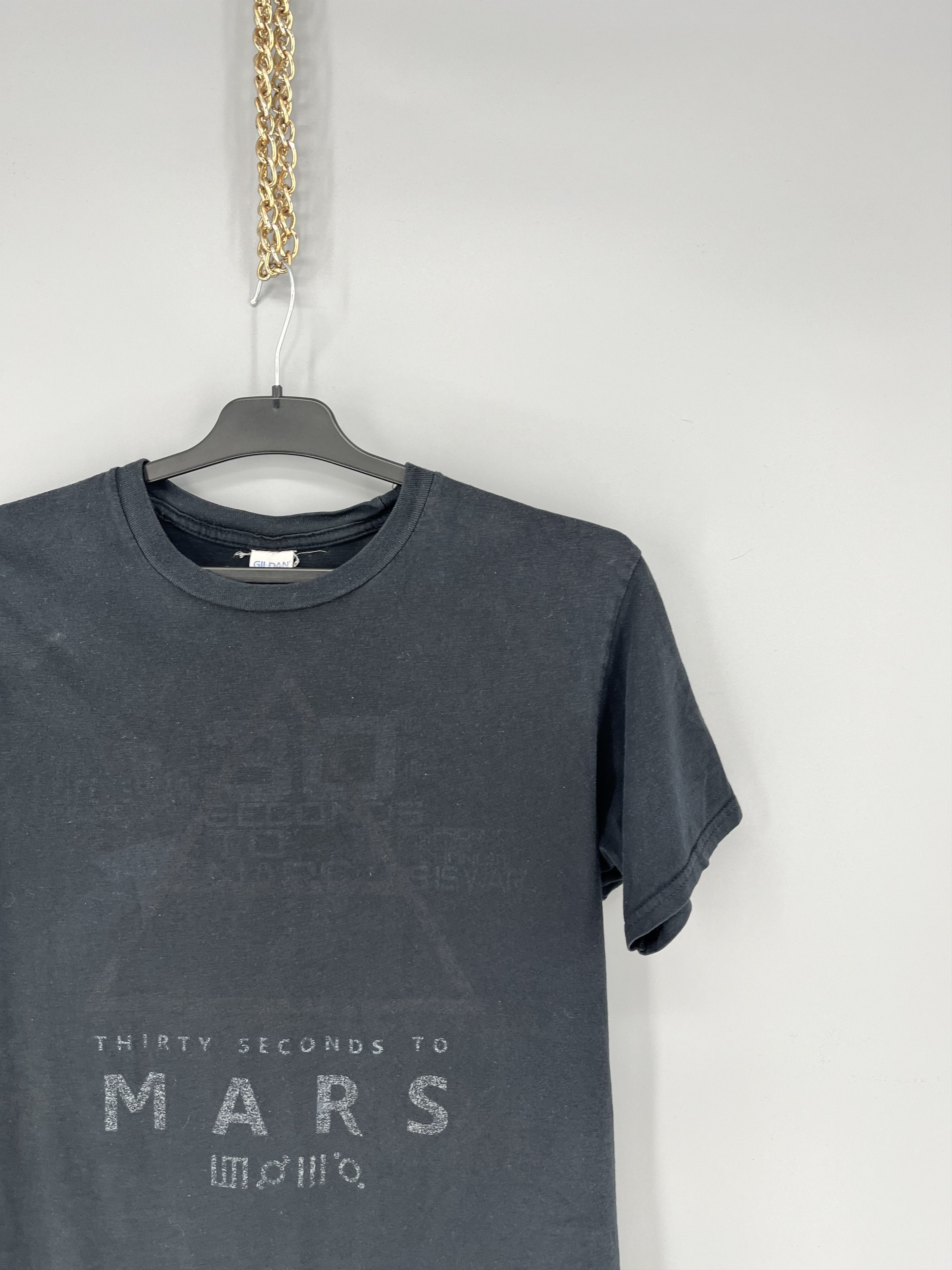 Band Tees Vintage Y2K Thirty Seconds To Mars band tee Big Logo size M Size US M / EU 48-50 / 2 - 5 Thumbnail
