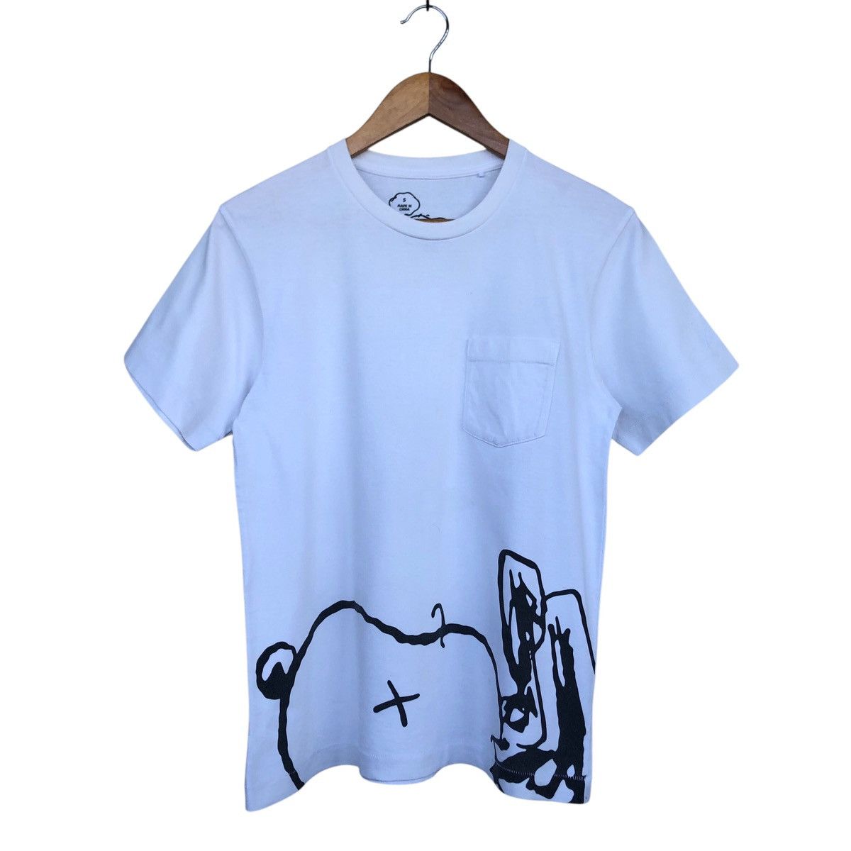 Kaws UNIQLO x kaws tshirt Size US S / EU 44-46 / 1 - 1 Thumbnail