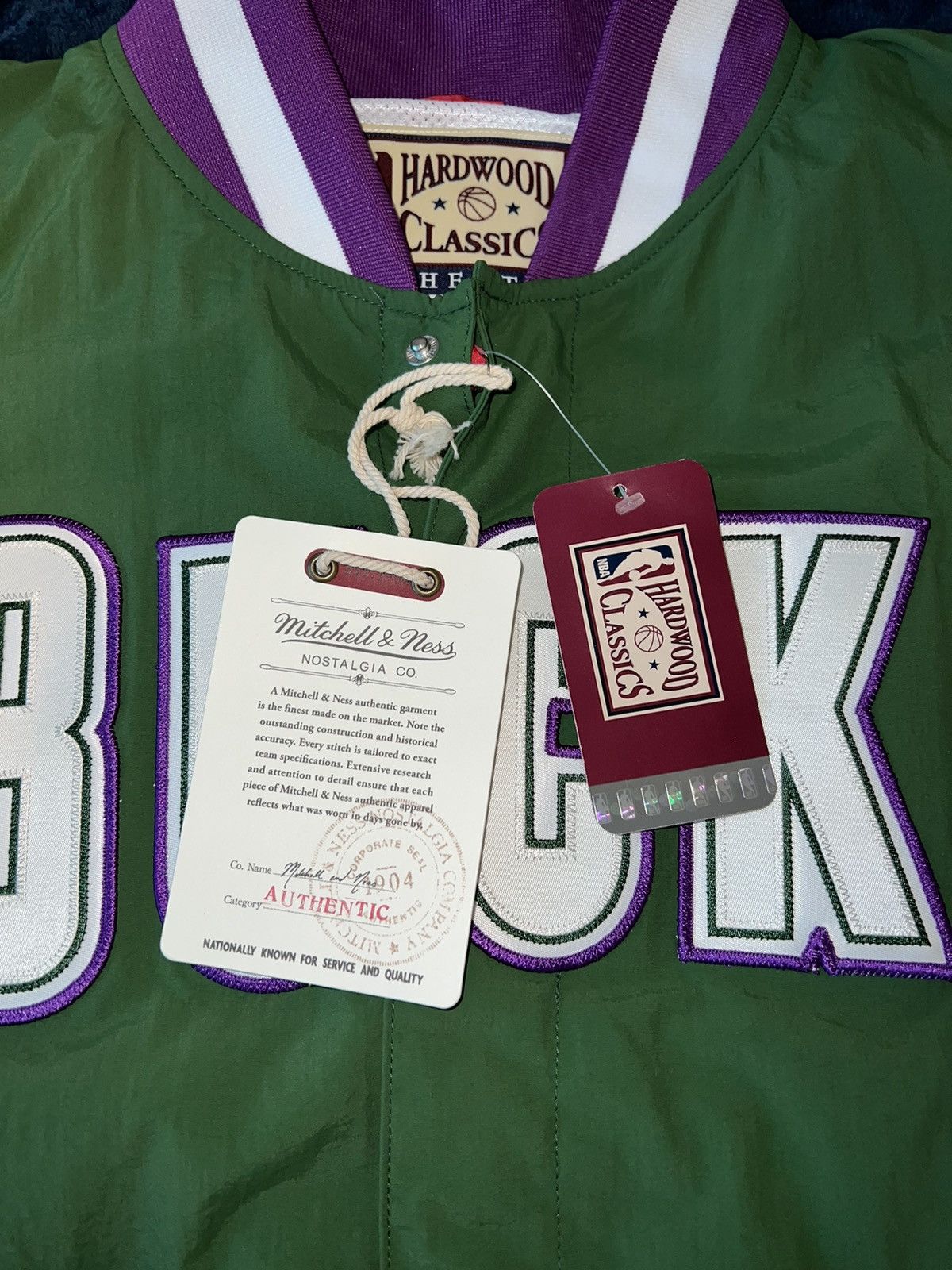 Mitchell & Ness Milwaukee Bucks 1996/97 Authentic Warmup Jacket Size US L / EU 52-54 / 3 - 4 Thumbnail