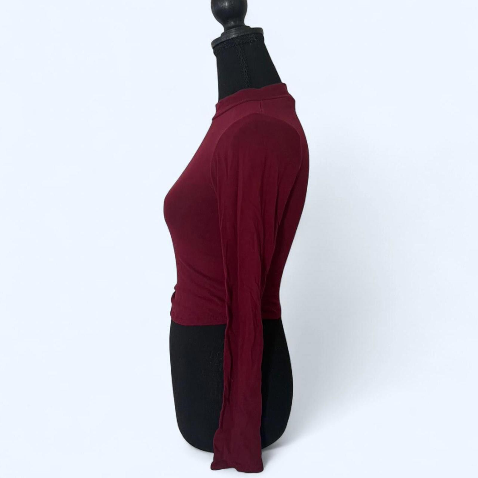 Other Two Bozzolo stretchy crop tops in grey and burgundy Size S / US 4 / IT 40 - 4 Thumbnail