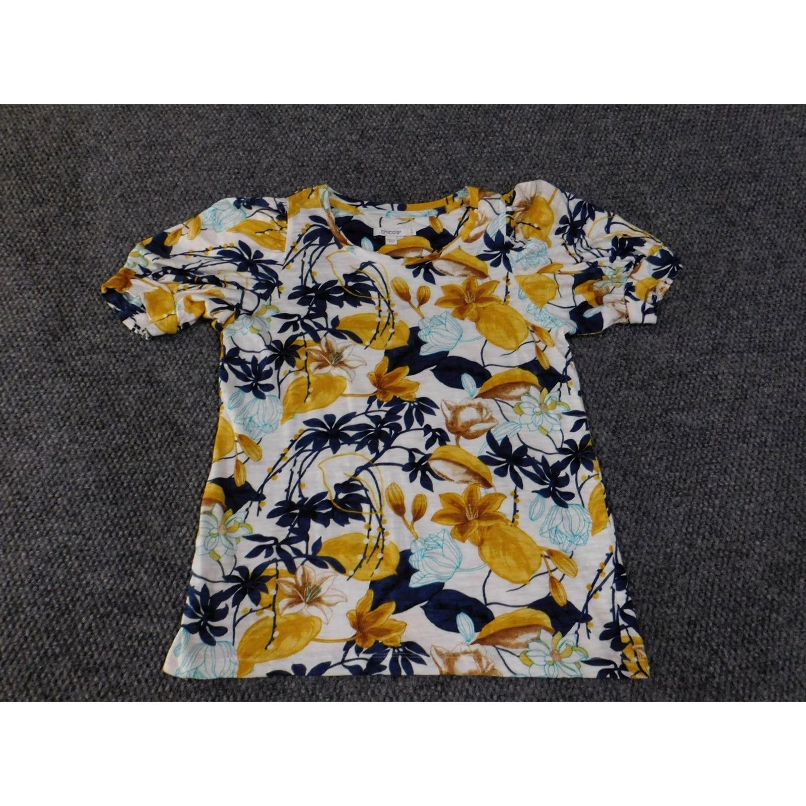 Vintage Chico's Shirt Womens Small Yellow Navy White Floral Puff Sleeve Scoop Neck Top Size S / US 4 / IT 40 - 2 Thumbnail