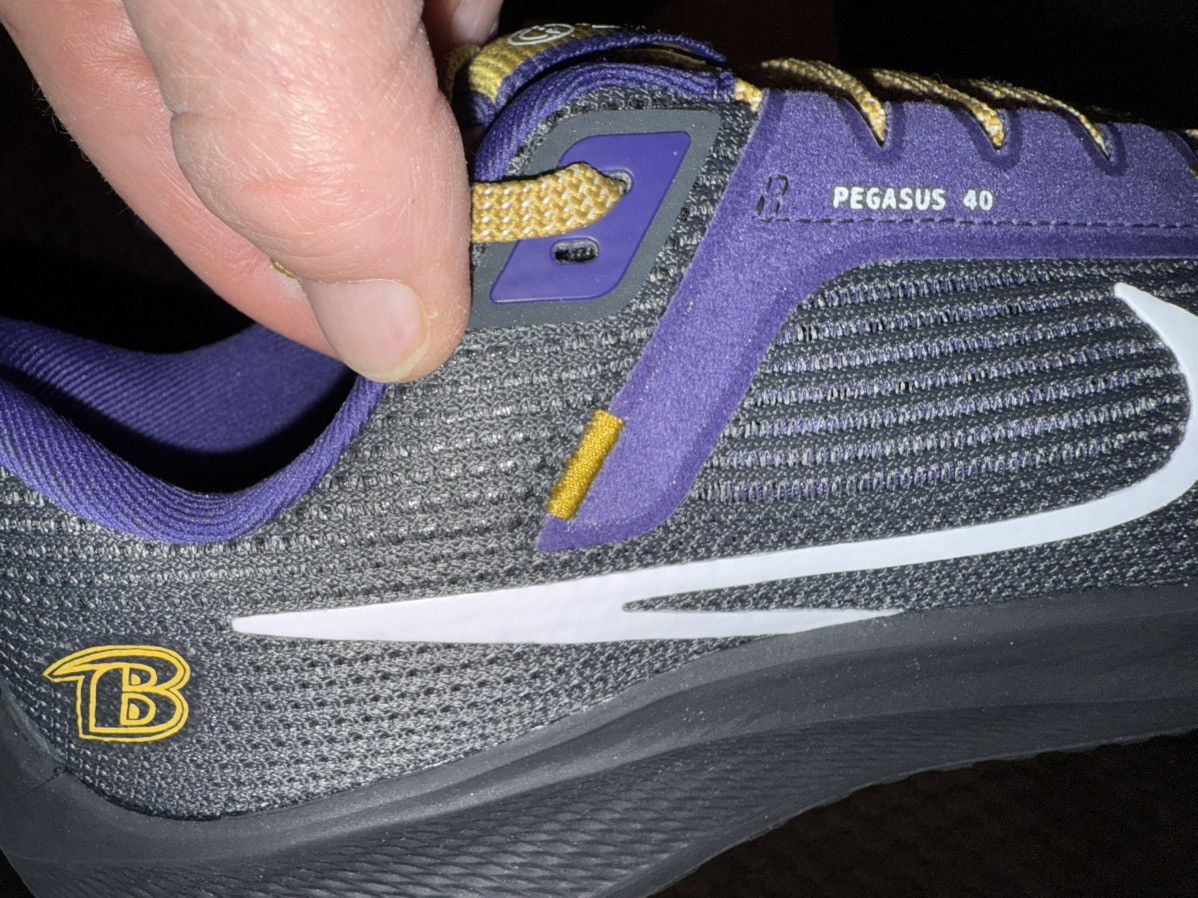 Nike Nike Air Zoom Pegasus 40 NFL “Baltimore Ravens” New in Box! Size US 9.5 / EU 42-43 - 16 Thumbnail