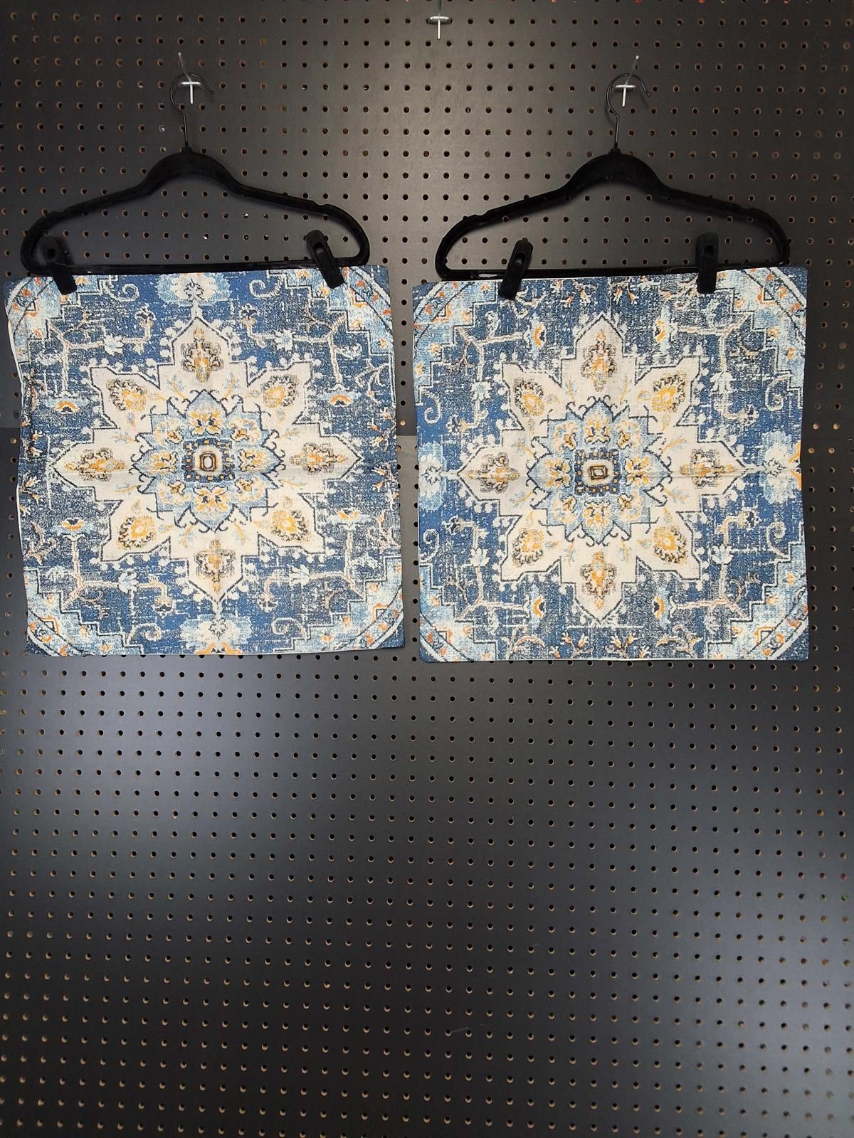 Other Chic 19" Decorative Pillow Cases - Stylish & Cozy! Size ONE SIZE - 1 Thumbnail