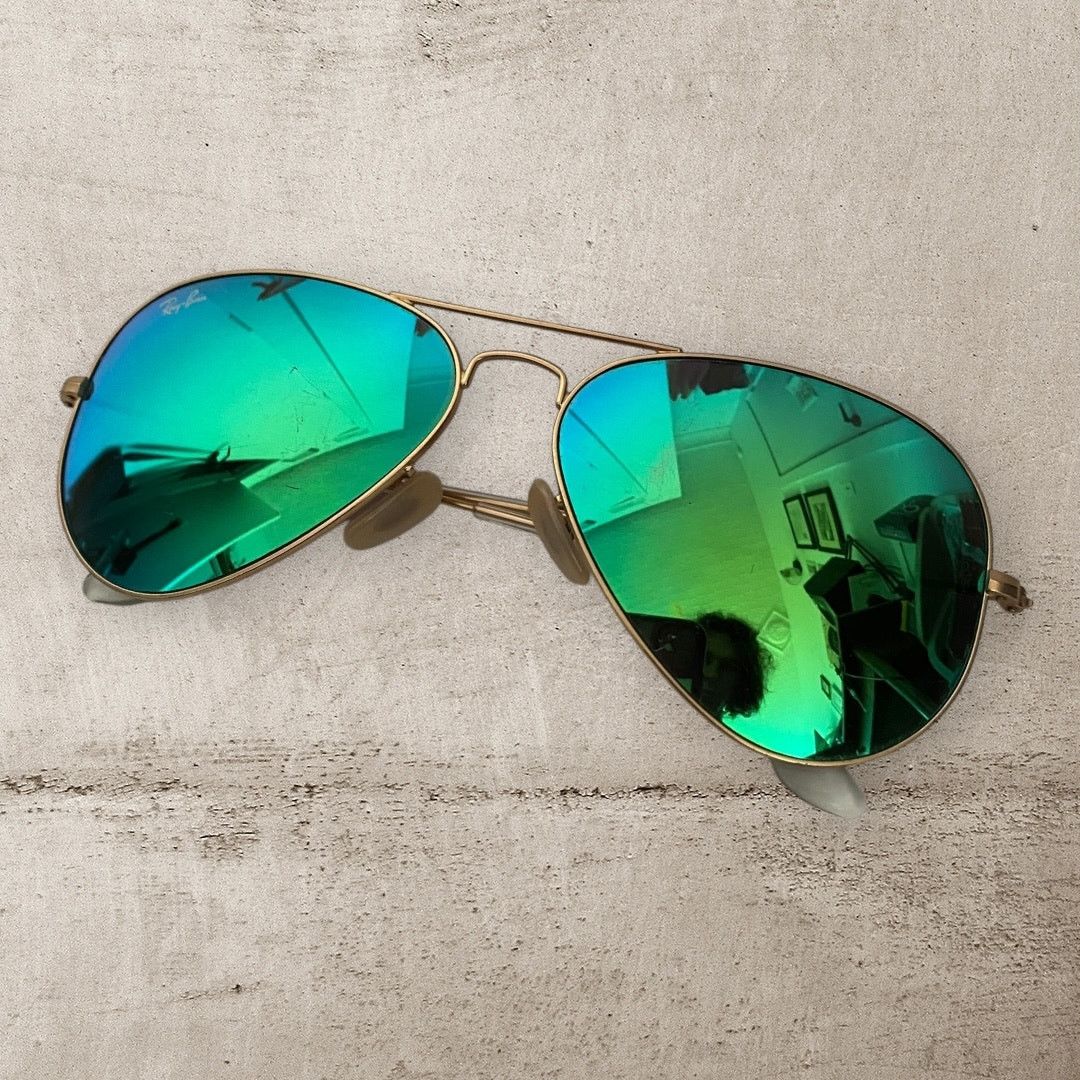 RayBan Ray-Ban Aviator Sunglasses Gold Frame Green Mirror  display picture 3