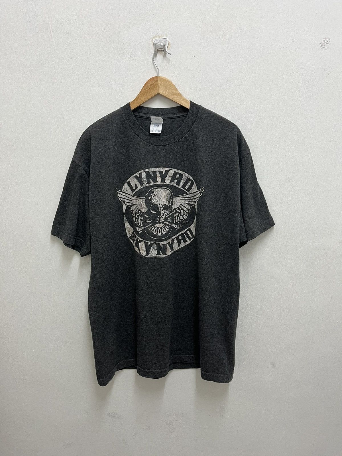 Band Tees Vintage Lynyrd Skynyrd T shirt 2004 Size US XL / EU 56 / 4 - 1 Thumbnail