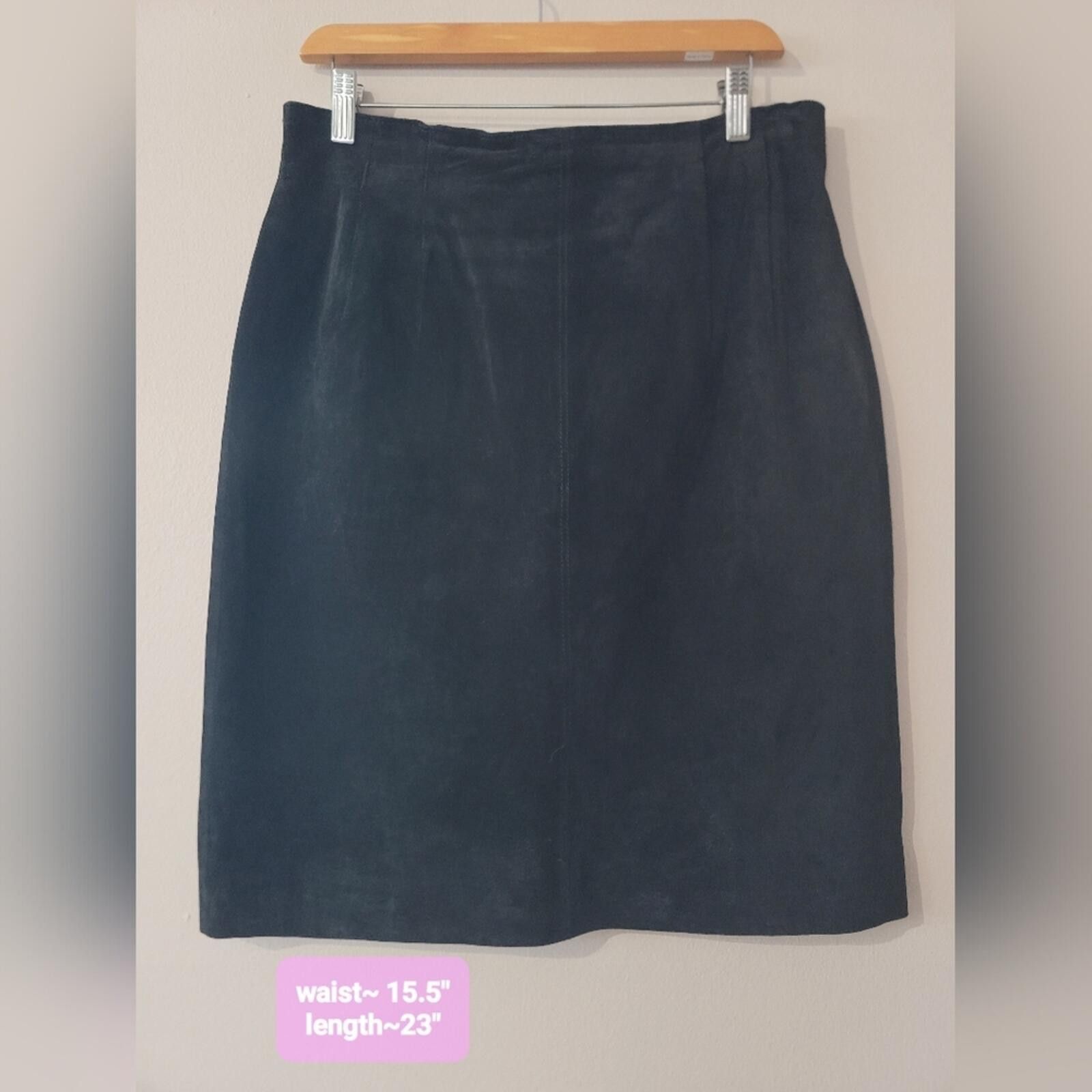 Lord & Taylor Lord & Taylor Vintage Silky Pig Suede Skirt Sz 14 Old Money Size 36" / US 14 / IT 50 - 1 Thumbnail