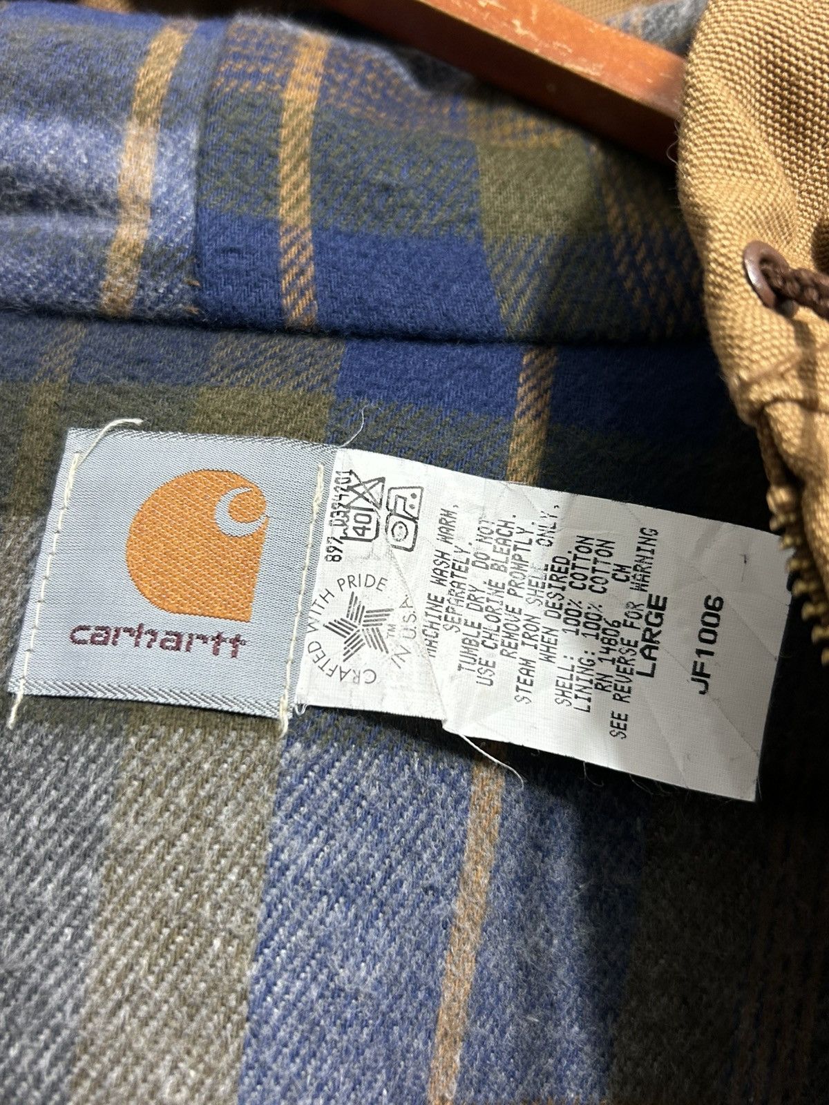 Carhartt 1997 Carhartt Duck Active Camel Flannel Very Rare Size US L / EU 52-54 / 3 - 6 Thumbnail