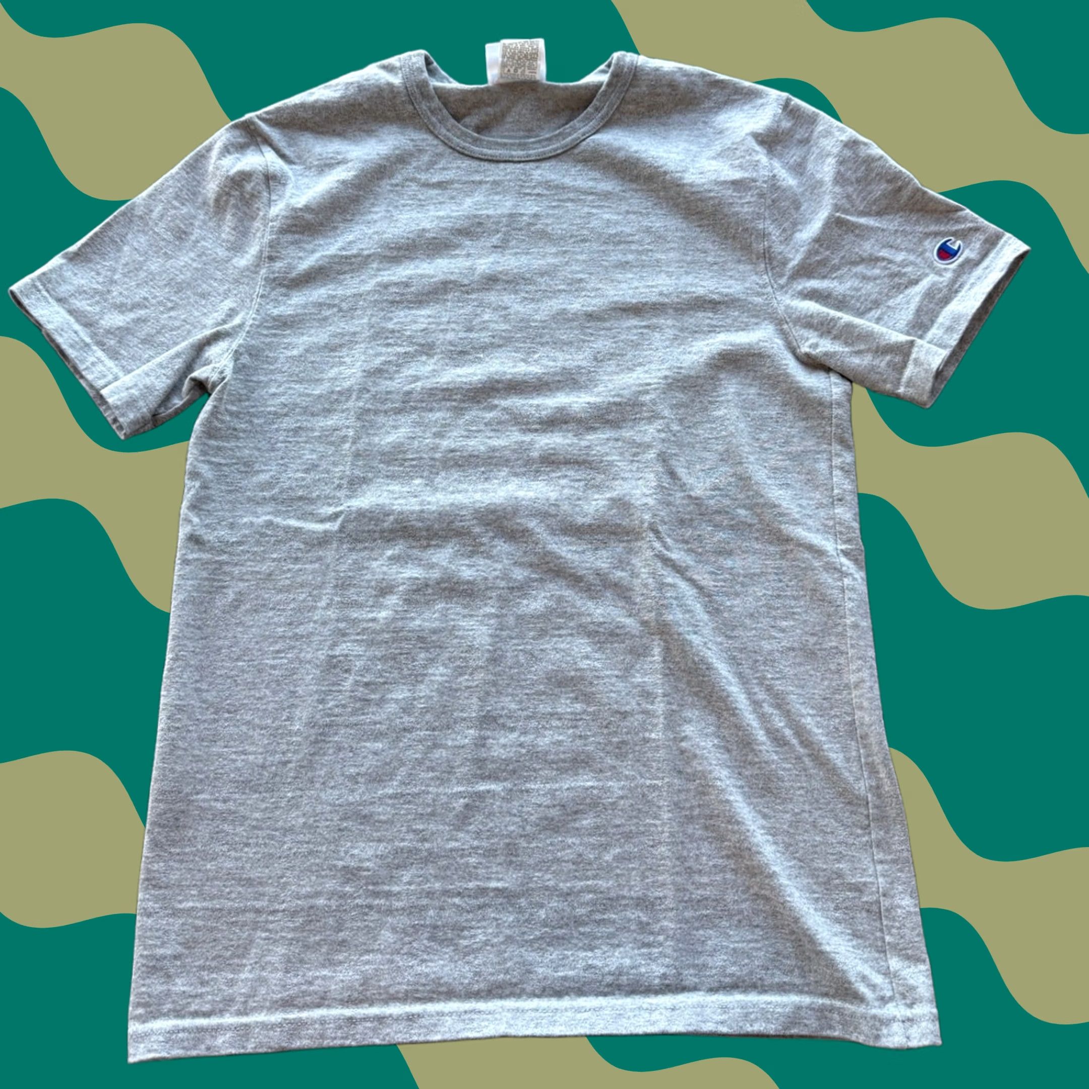Champion VINTAGE Champion Short Sleeve Basic Essential Logo Tee Men S Black Mens Small Size US 29 - 1 Thumbnail