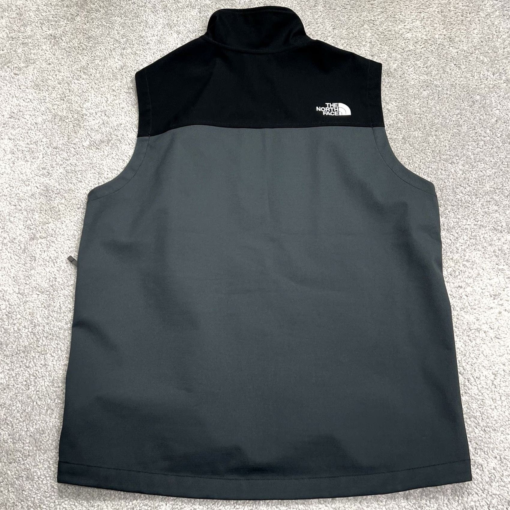 The North Face VINTAGE? No. Size US M / EU 48-50 / 2 - 4 Thumbnail