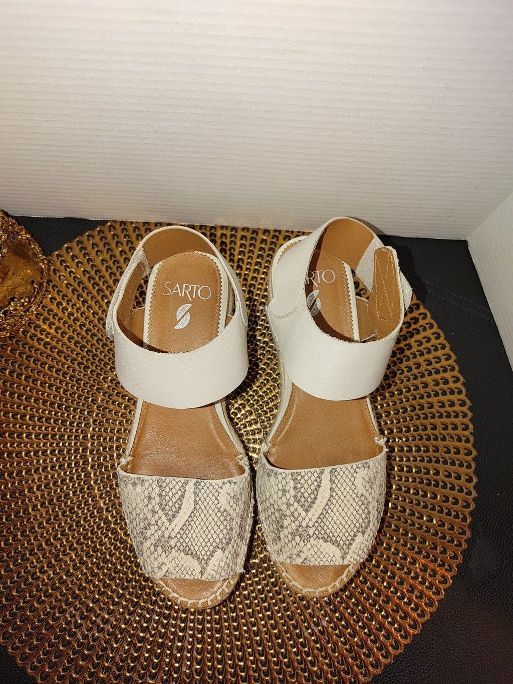 Franco Sarto Franco Sarto Oak Espadrilles Size 8M Size US 8 / IT 38 - 2 Thumbnail