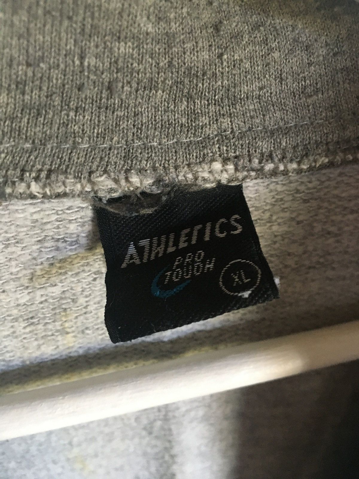 Other Vintage Athletics sweatshirt Size US XL / EU 56 / 4 - 5 Thumbnail