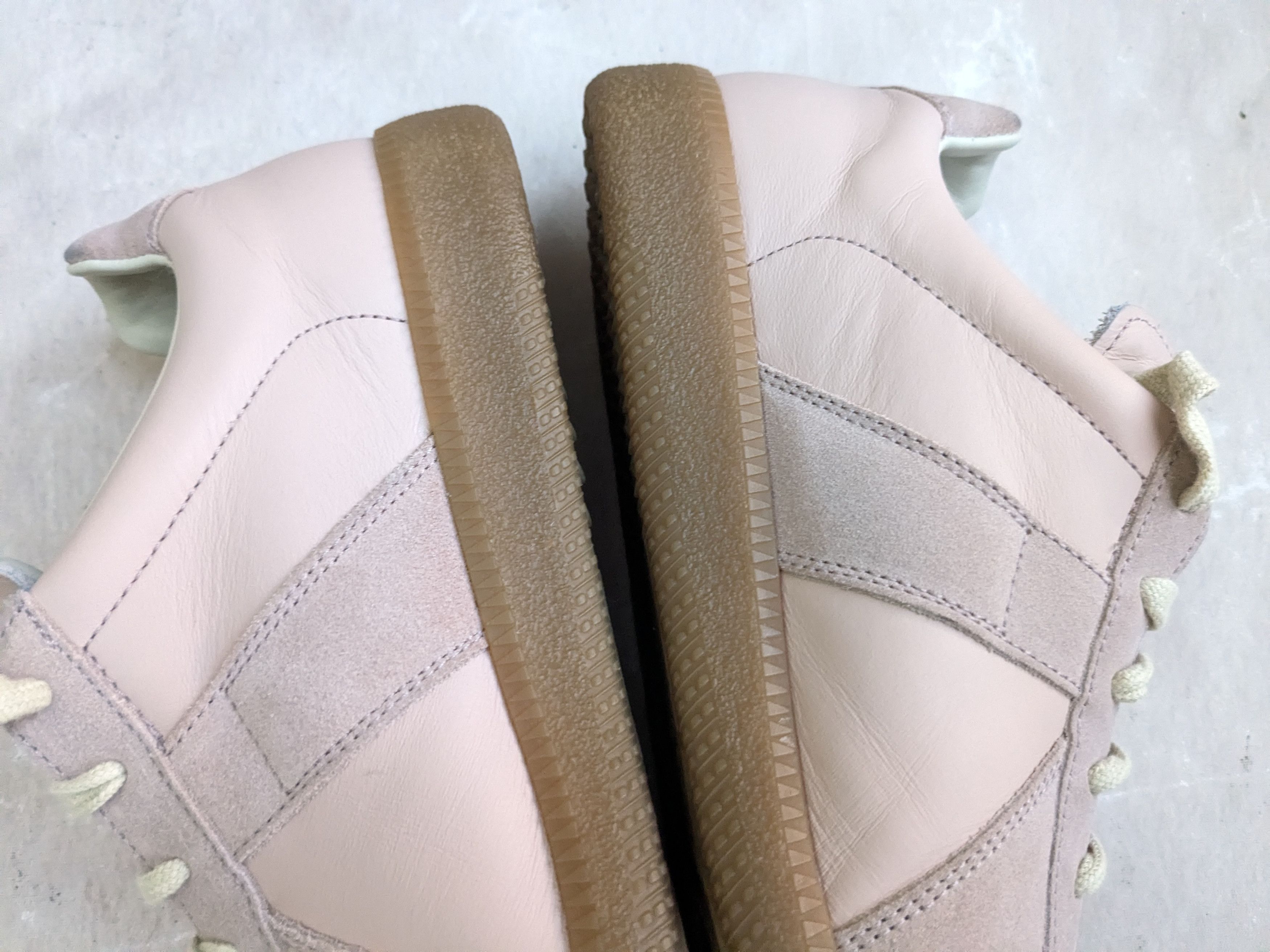 Maison Margiela Maison Margiela GAT Replica Pink 7 40 Low Tops Gum Size US 7 / EU 40 - 14 Thumbnail
