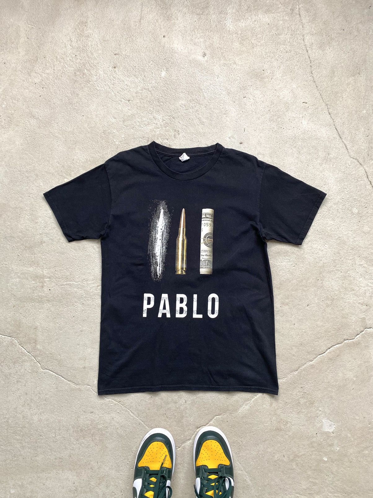 Vintage Vintage Weapons Cocaine Pablo Escobar T Shirt Mafia Size US M / EU 48-50 / 2 - 1 Thumbnail