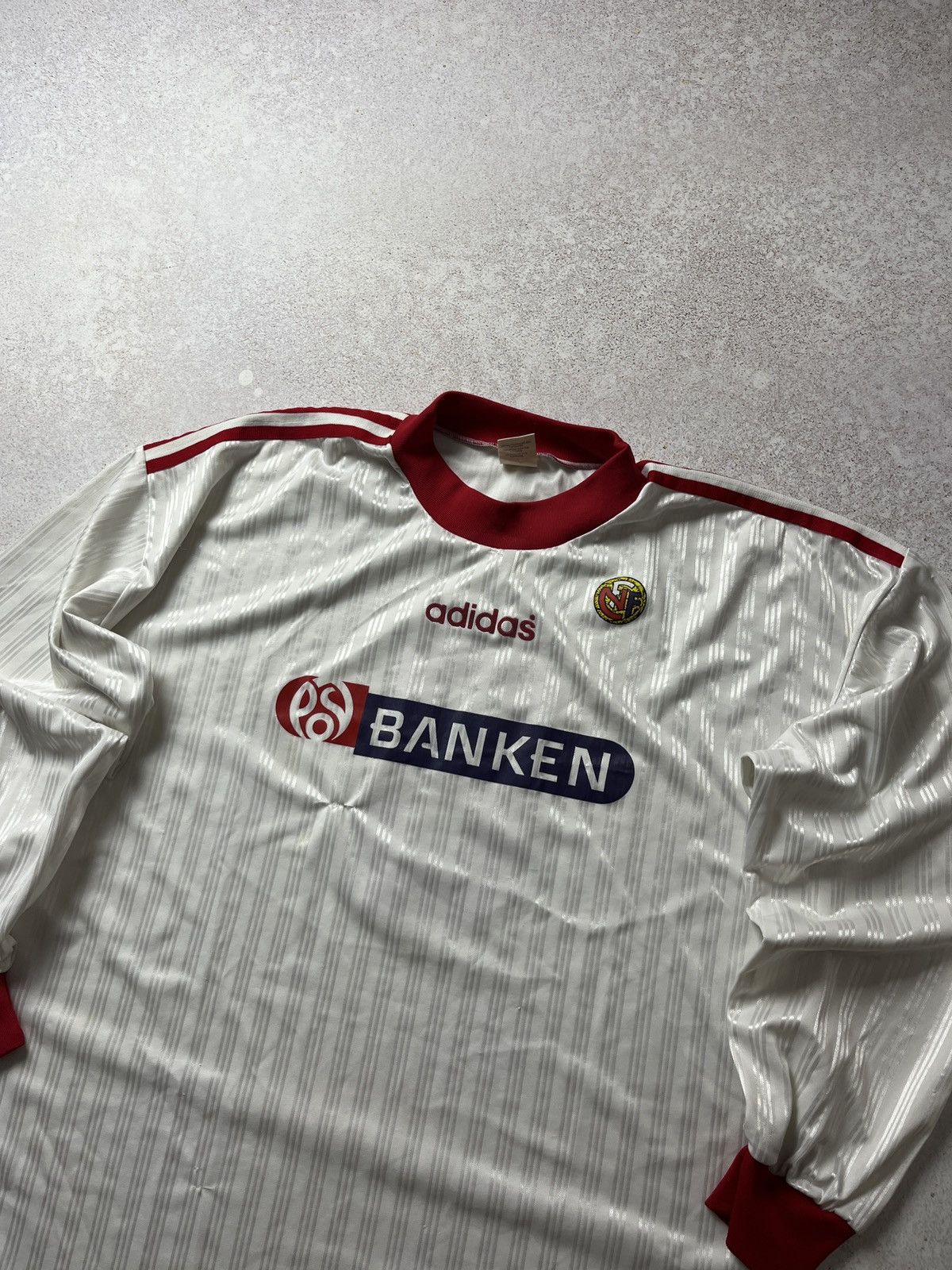 Adidas Norway 1991-1992 Home Football Soccer Shirt Jersey Adidas Size US XL / EU 56 / 4 - 2 Thumbnail