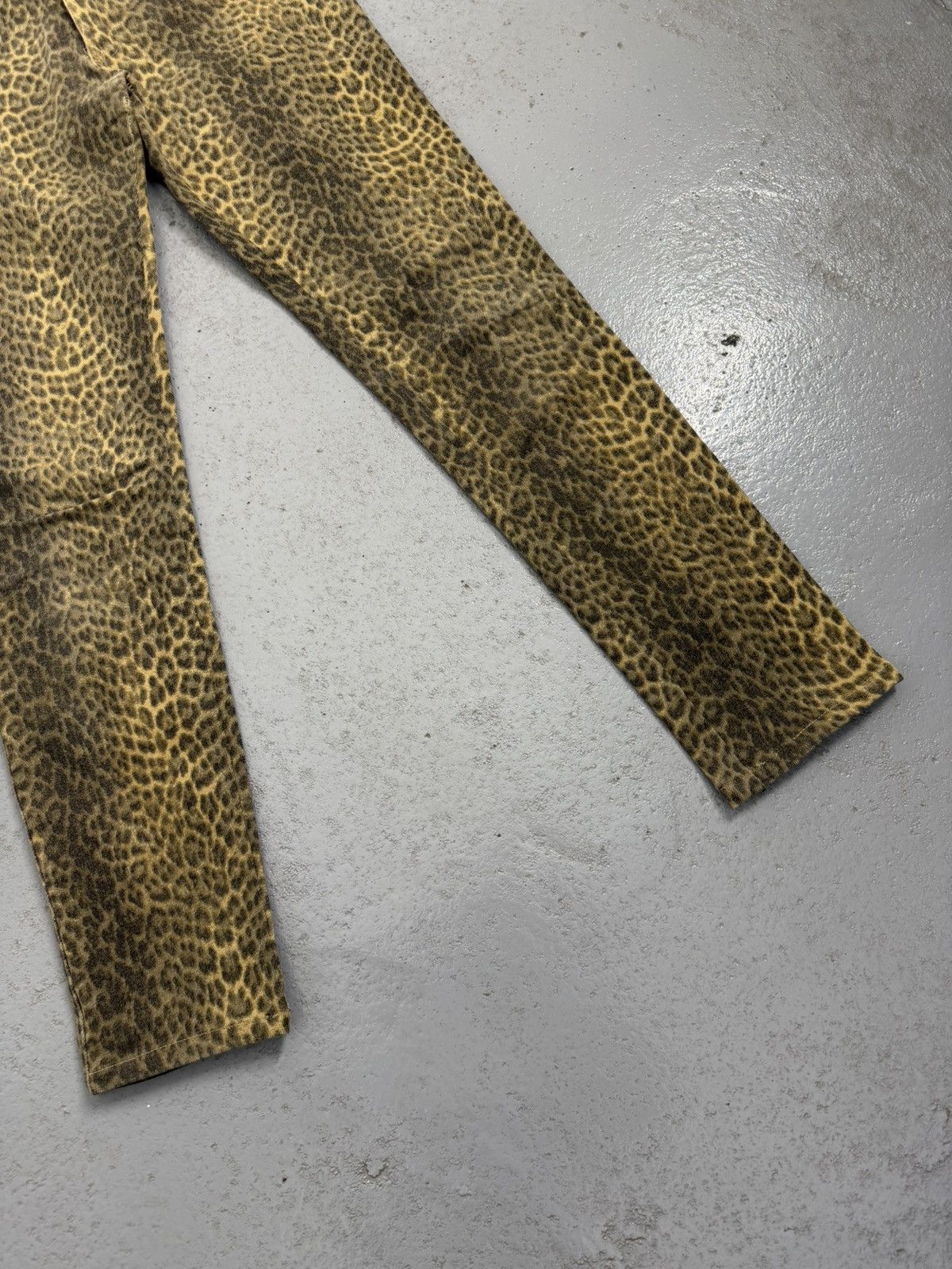Just Cavalli Vintage Cavalli Jeans Leopard Overprinted Jeans Size 30" / US 8 / IT 44 - 2 Thumbnail