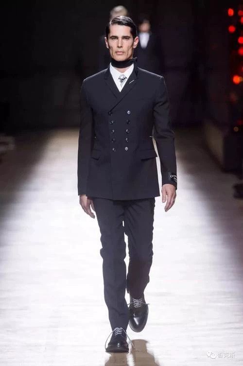 Dior Dior 18-year-old classic double-breasted suit 2501-Nextarro Size 48R - 1 Thumbnail