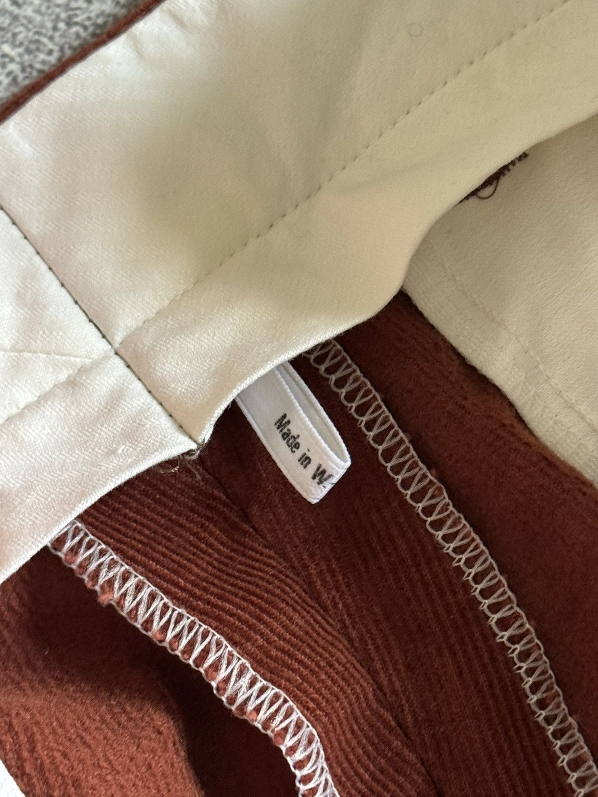 Hugo Boss Hugo Boss vintage velvet corduroy pants chinos trousers Size US 32 / EU 48 - 10 Thumbnail