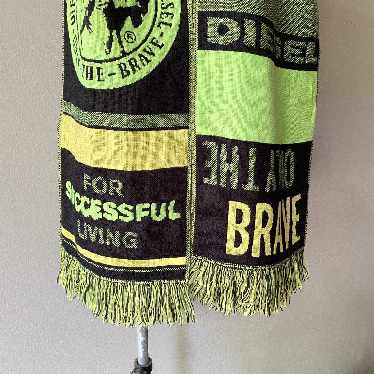 Diesel Diesel Logo Scarf in Black & Neon Green Size ONE SIZE - 17 Thumbnail