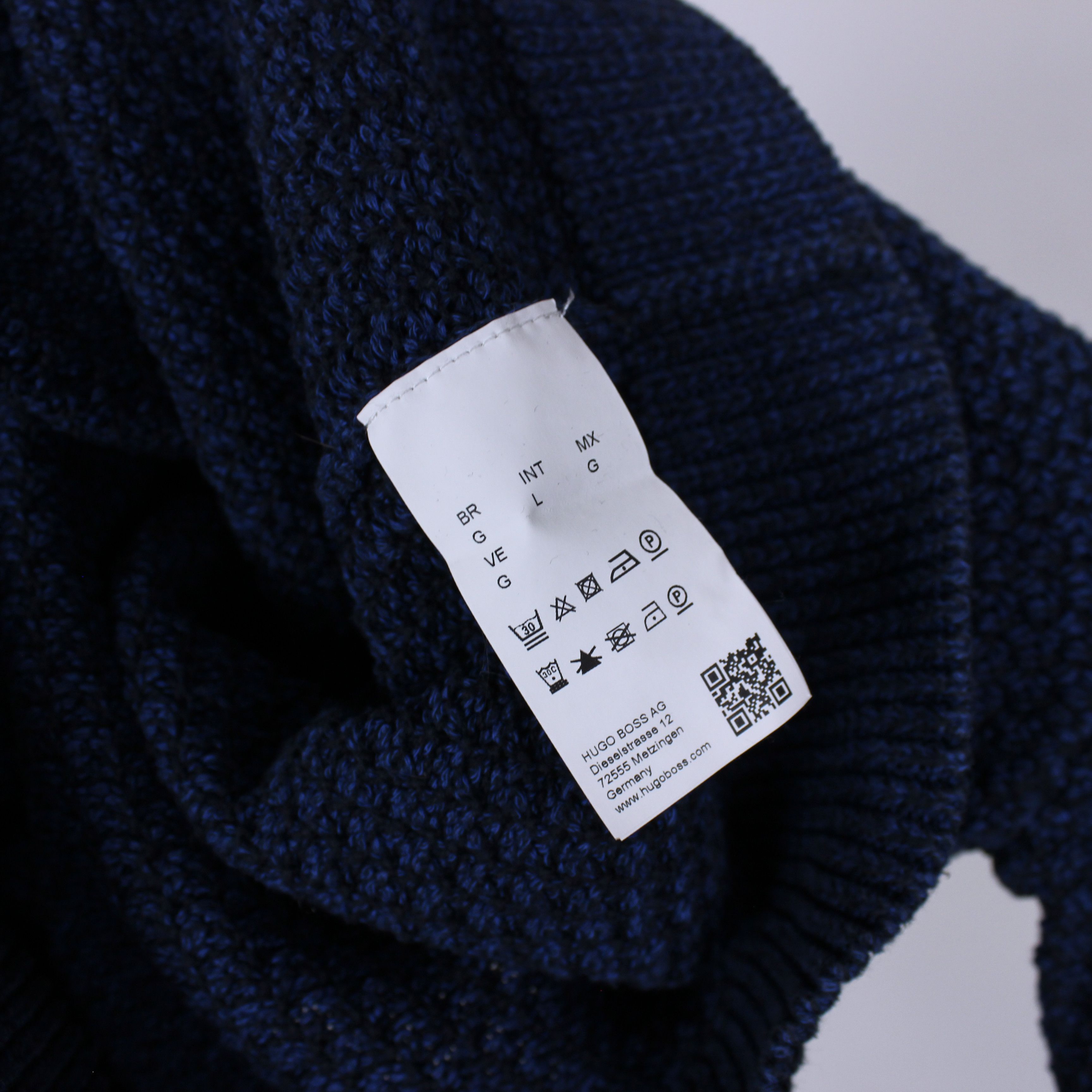 Hugo Boss Hugo Boss sweater men blue cotton M L Size US L / EU 52-54 / 3 - 9 Thumbnail
