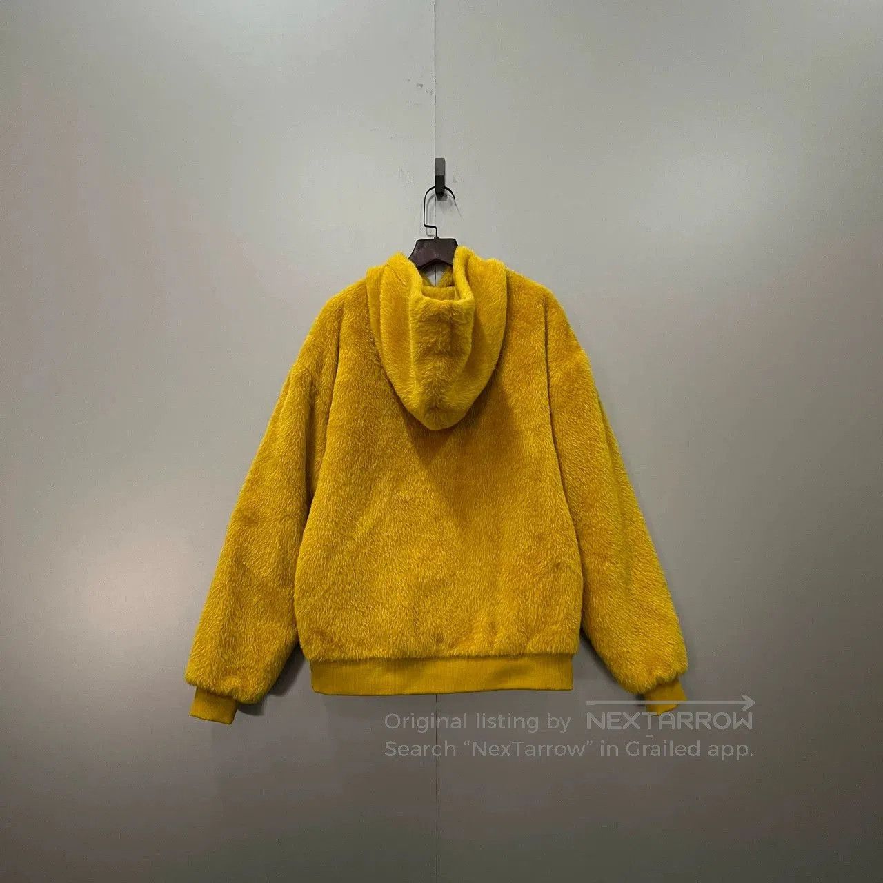 Celine Celine Yellow Sequin Logo Hoodie. Size XS / US 0-2 / IT 36-38 - 2 Thumbnail