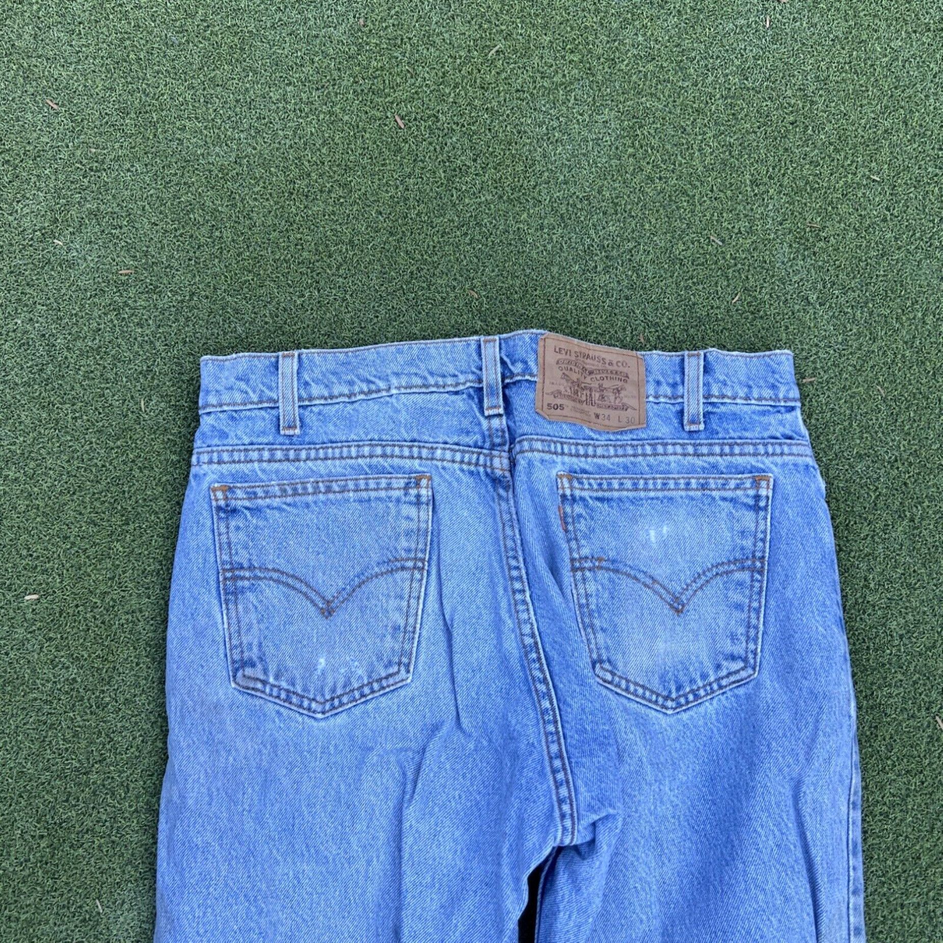 Levi's Vintage Levi's 505 ORANGE TAB Jeans Regular Fit Men's Size 34x30 Straight Leg Size US 34 / EU 50 - 2 Thumbnail