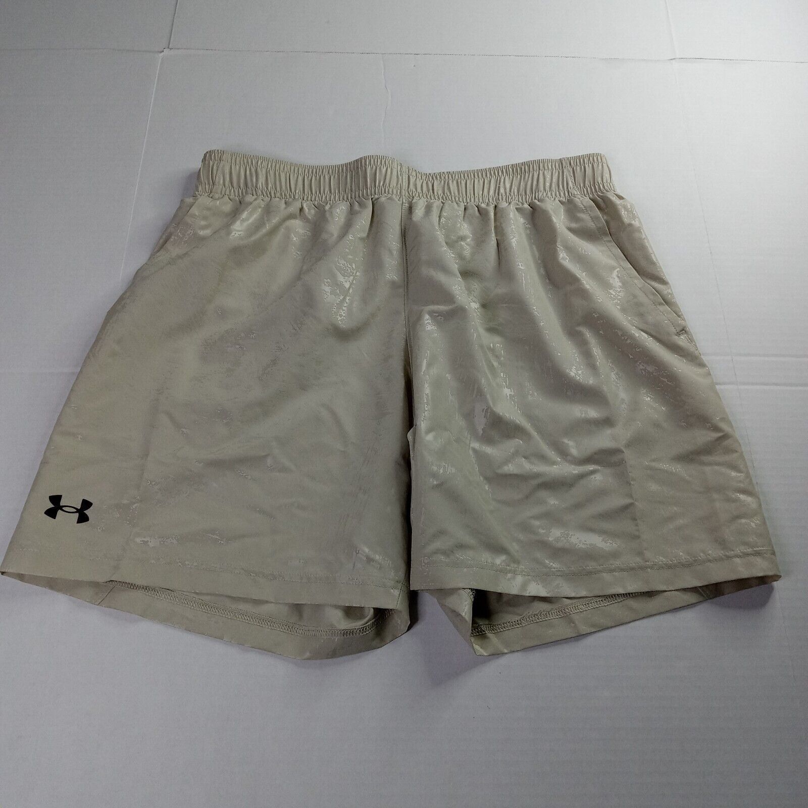 Under Armour Under Armour UA Woven Emboss Shorts Gym Shorts Mens XL Beige Size US 36 / EU 52 - 1 Thumbnail