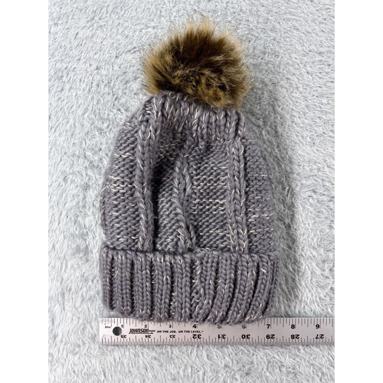 Vintage Unbranded Beanie Womens Knit Gray 100% Polyester Faux Fur Snow Ski Pom Pattern: Solid One Size Size ONE SIZE - 4 Thumbnail