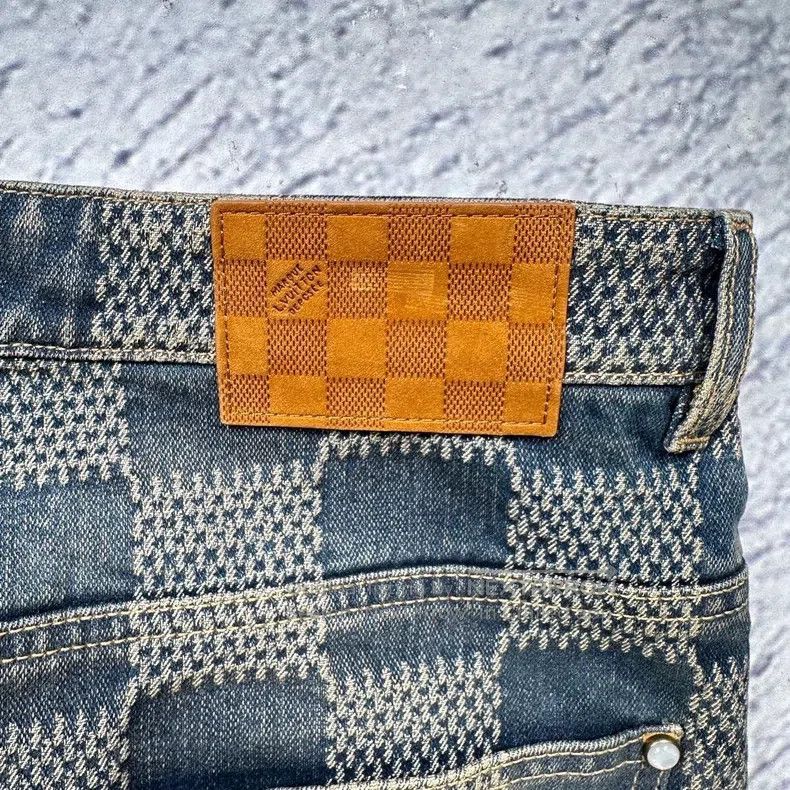 Louis Vuitton Louis Vuitton FW24 Logo Jacquard Check Zipper Straight-Leg Size US 34 / EU 50 - 3 Thumbnail
