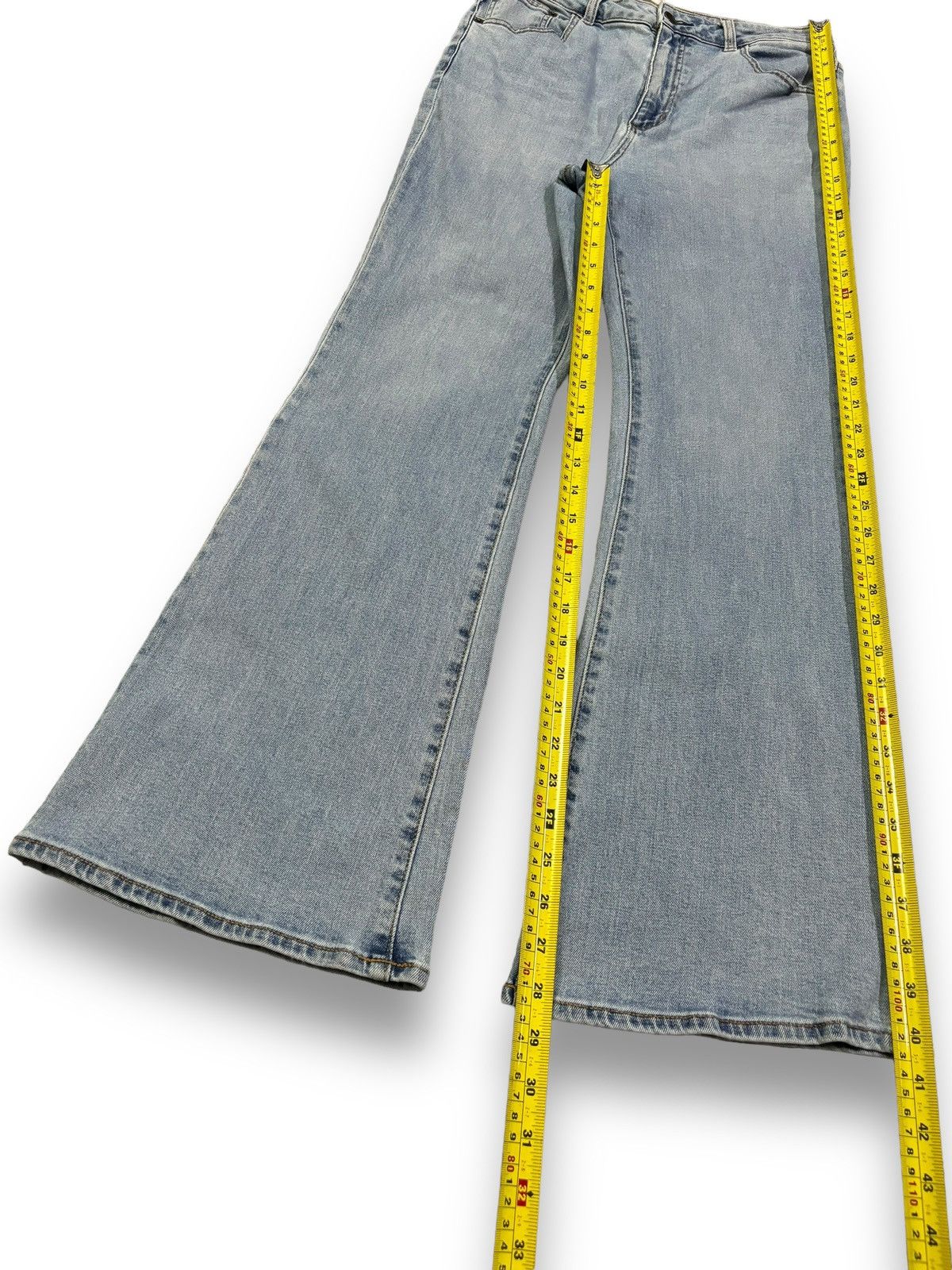 GU × Undercover Japanese Brand GU Blue Washed Flare Bell Bottom Jeans Size US 28 / EU 44 - 13 Thumbnail