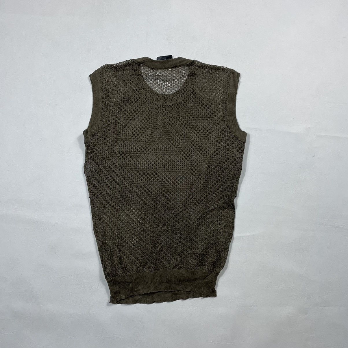 Salvatore Ferragamo SALVATORE FERRAGAMO SLEEVELESS TOP Size S / US 4 / IT 40 - 8 Thumbnail