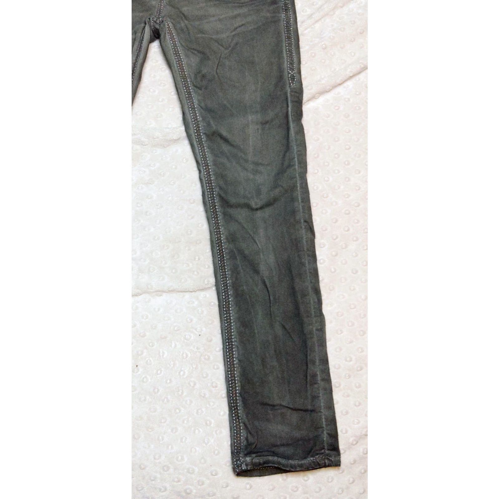Vintage Rock Revival Jeans 5-Pocket Design Slim Cropped 25x27 Gray Cotton Blend Denim Women’s Clothing Size 42" / US 20 - 2 Thumbnail