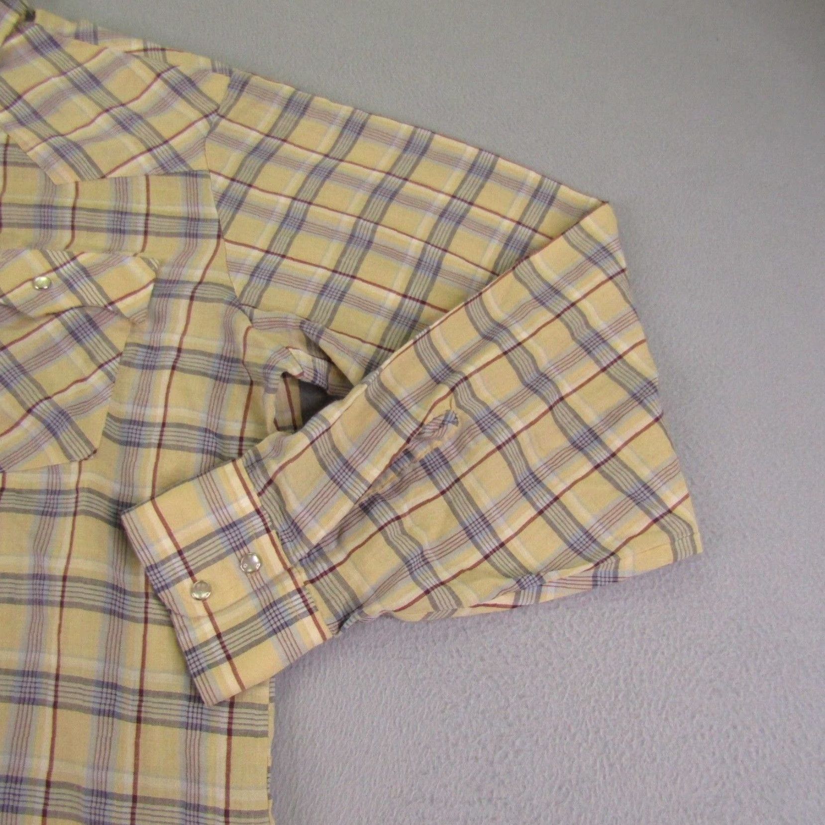 Levi's VINTAGE Levi's Shirt Men L Blue Plaid Pearl Snap Western Ranch Rodeo Size US L / EU 52-54 / 3 - 2 Thumbnail