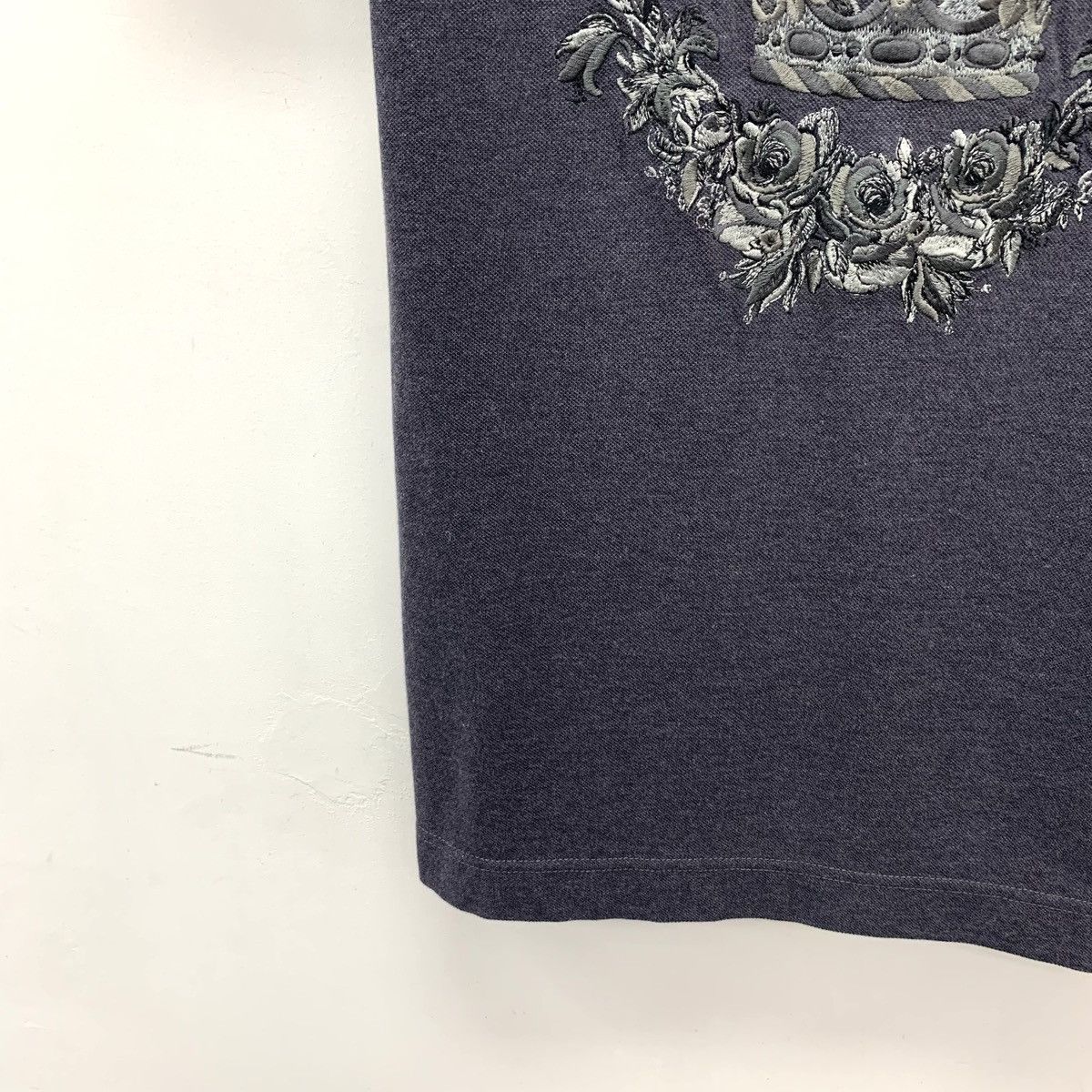 Dolce & Gabbana Dolce & Gabbana Crown Floral Embroidered Polo Shirt K26WX Size US XS / EU 42 / 0 - 4 Thumbnail