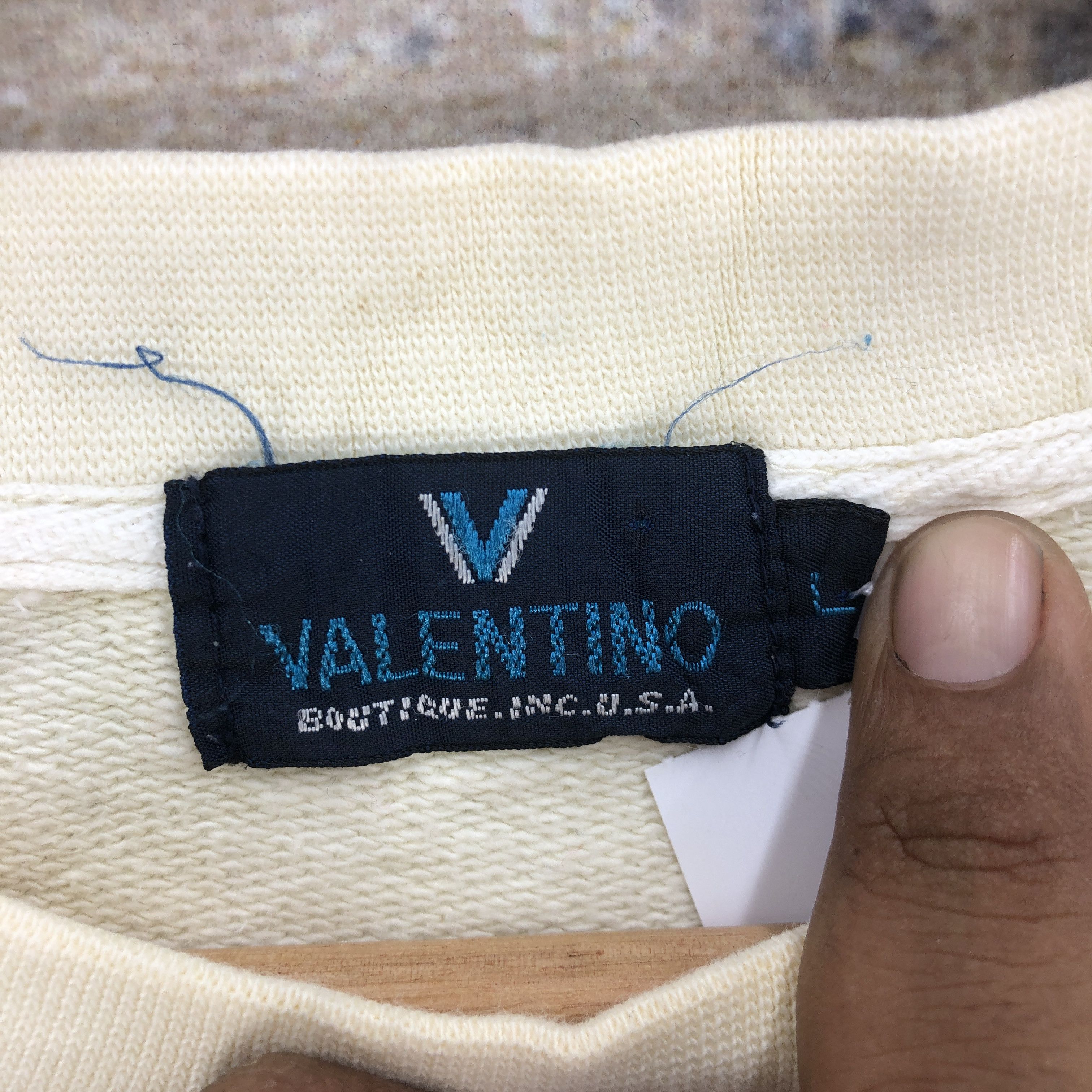 Valentino Vintage 90s Valentino Sweater Valentino Sweatshirt Jumper Size US L / EU 52-54 / 3 - 6 Thumbnail