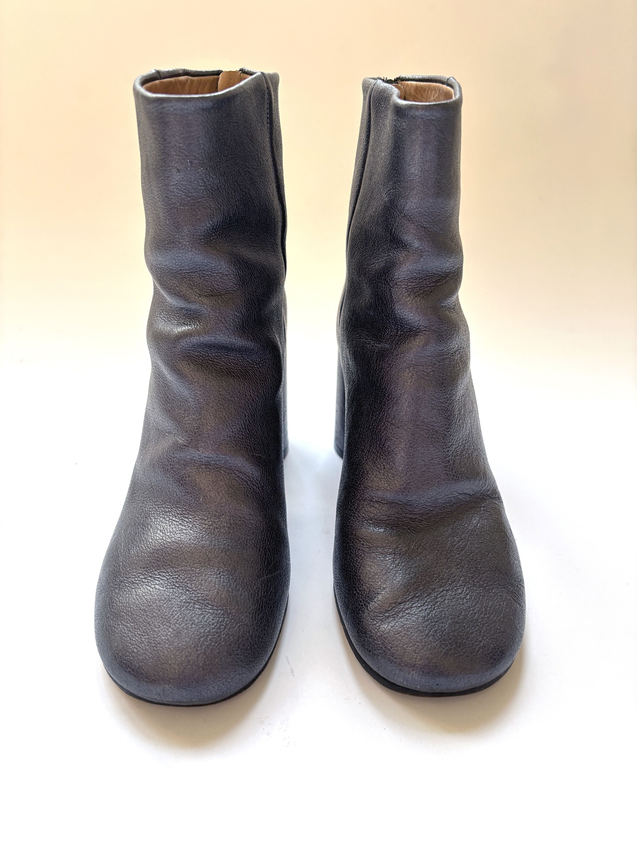 Maison Margiela ⚡️QUICK SALE⚡️Maison Margiela Metallic Round-Toe Ankle Boots Size US 5.5 / IT 35.5 - 3 Thumbnail