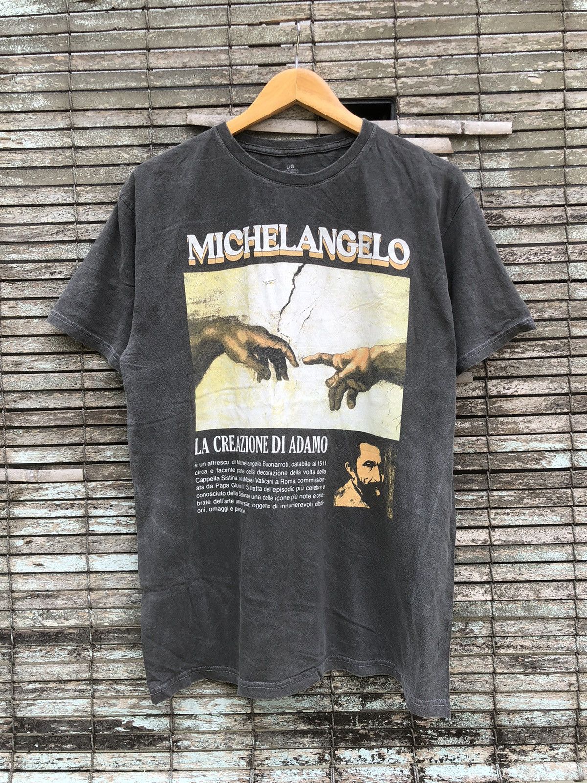 Vintage Vintage Sunfaded Michelangelo Famous Fresco Art Tshirt Size US L / EU 52-54 / 3 - 1 Thumbnail
