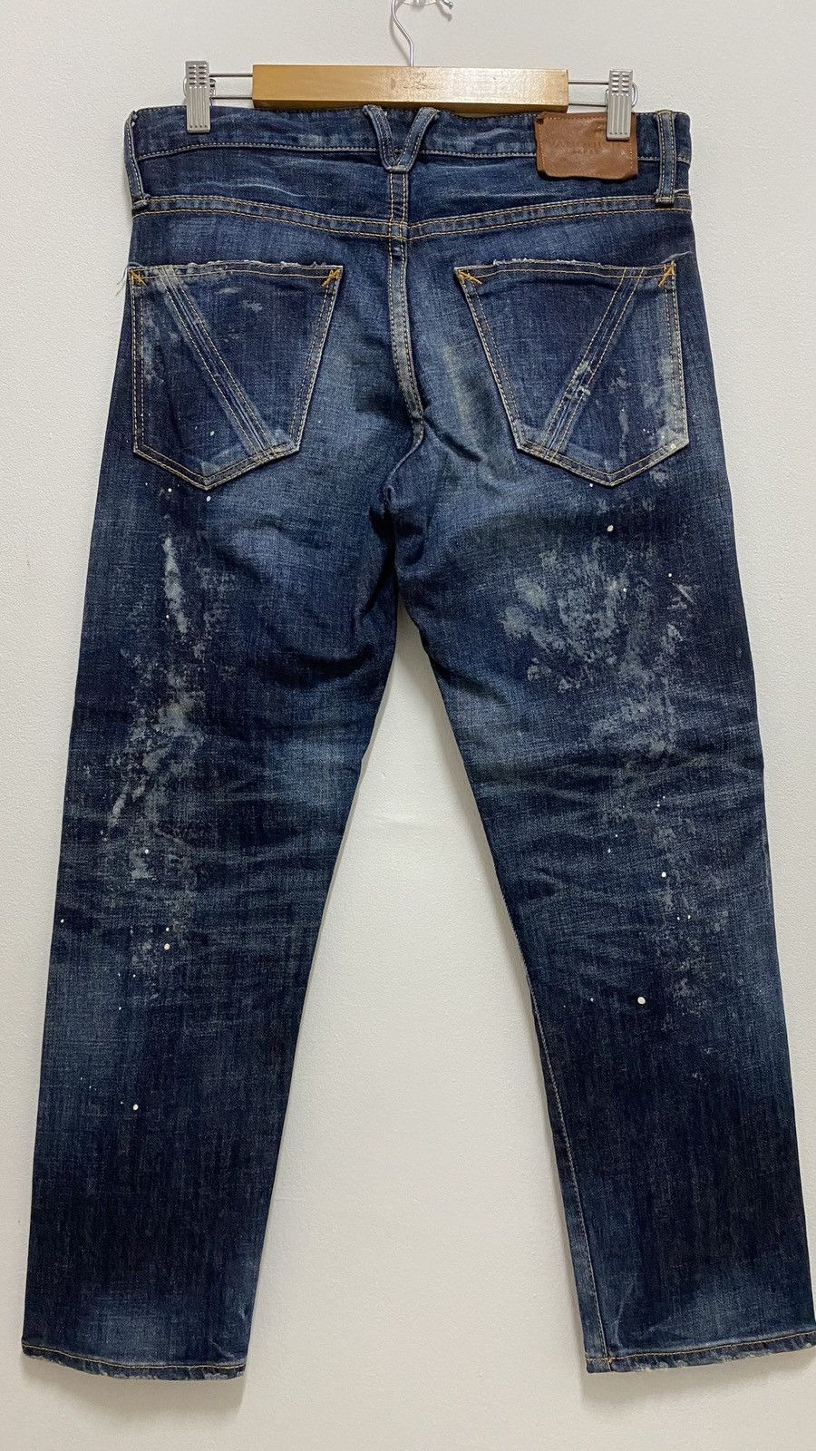 Vanquish Vanquish Distressed Denim Splatter Jeans Pants Size US 32 / EU 48 - 16 Thumbnail