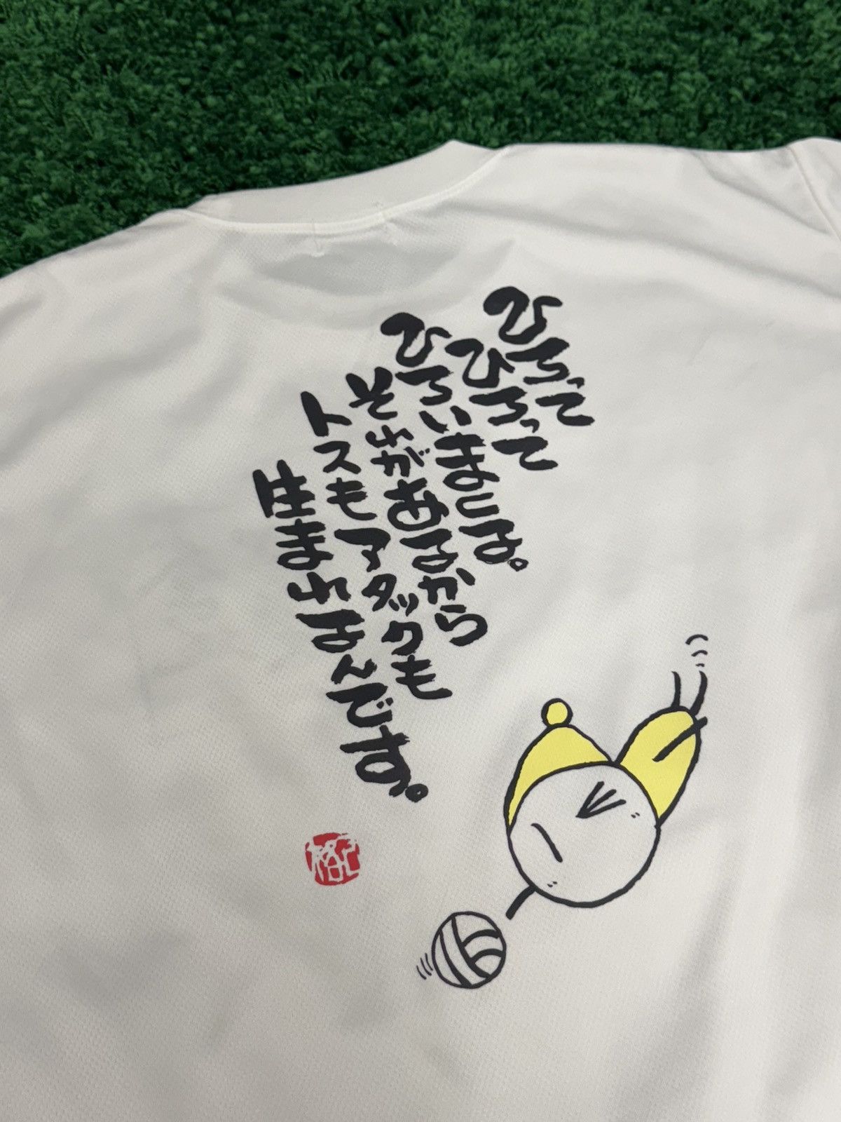 Asics Asics Vintage Japanesse Anime Manga Cartoon Script Tee Size US L / EU 52-54 / 3 - 5 Thumbnail