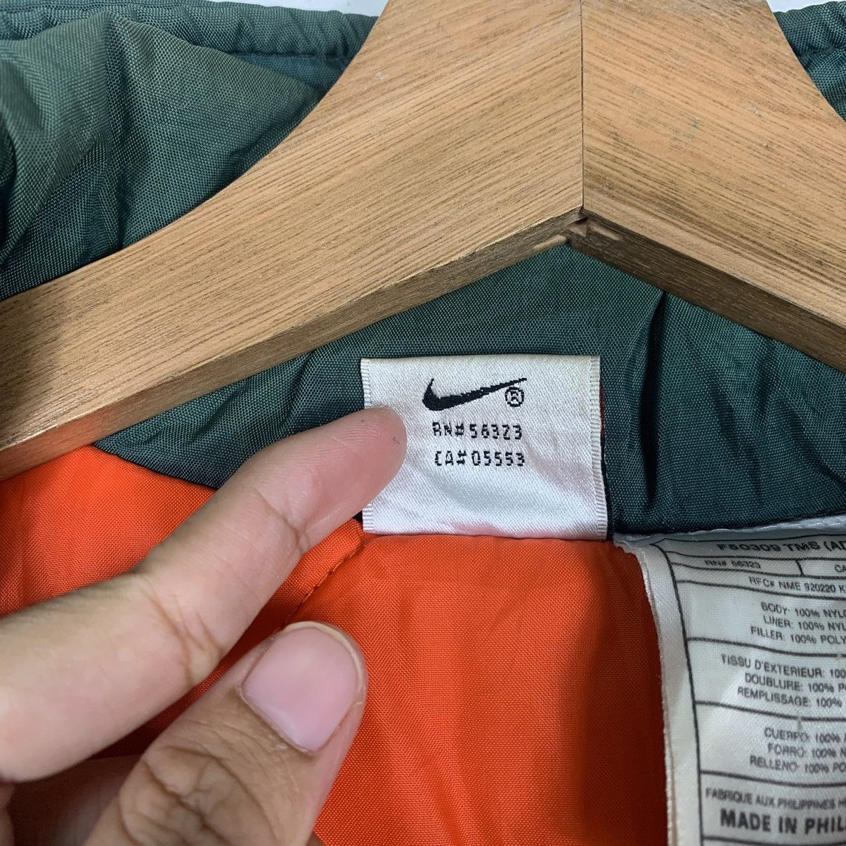 Nike Vintage Nike Swoosh Big Logo Jacket Size US M / EU 48-50 / 2 - 18 Thumbnail