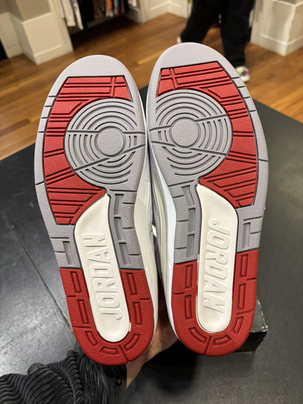 Jordan Brand Jordan 2 Retro ‘White Red’ Size US 9.5 / EU 42-43 - 5 Thumbnail