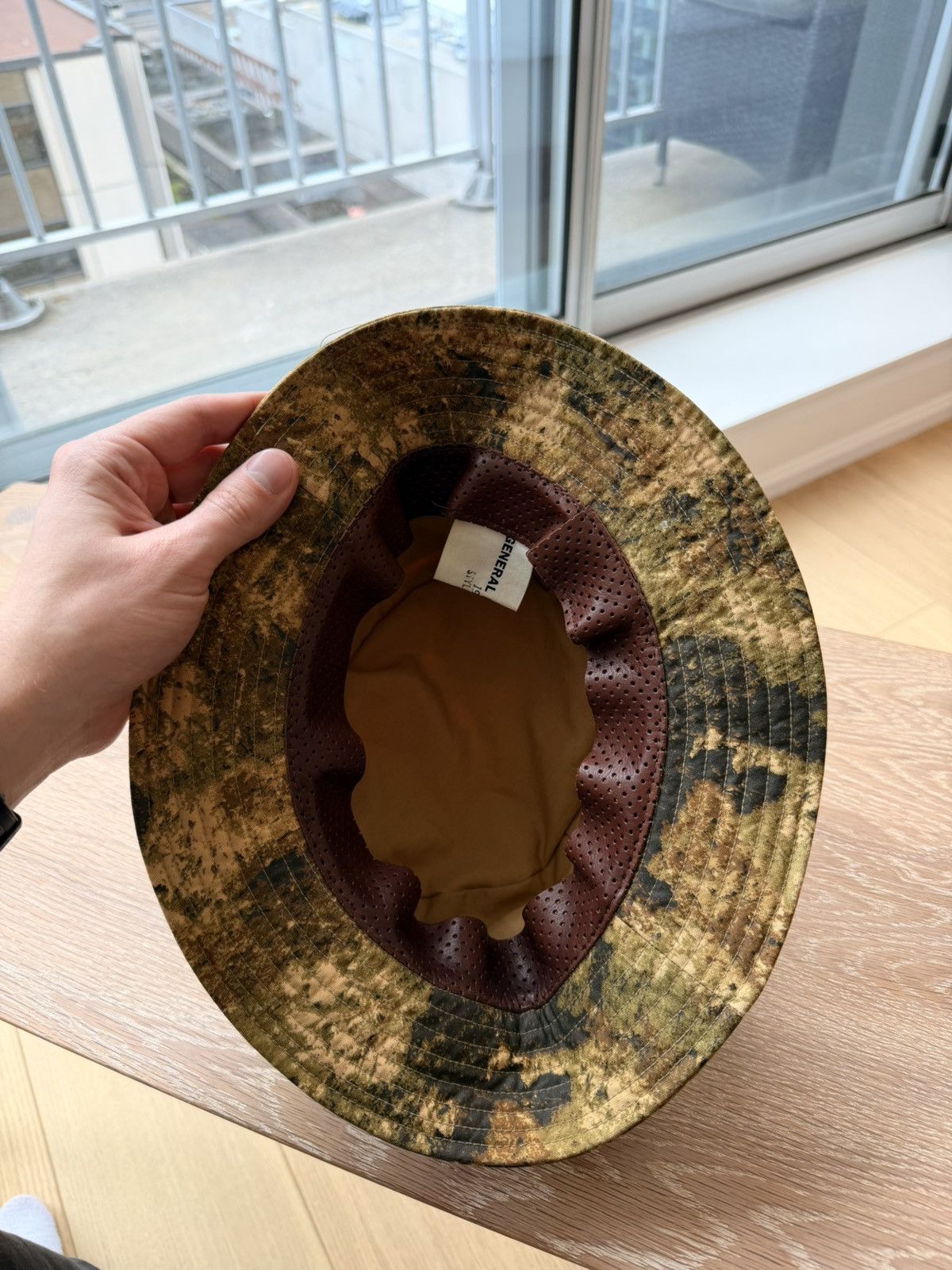 General Research AW98 General Research ‘Parasite’ 10 Cargo Pocket Camo Bucket Size ONE SIZE - 7 Thumbnail