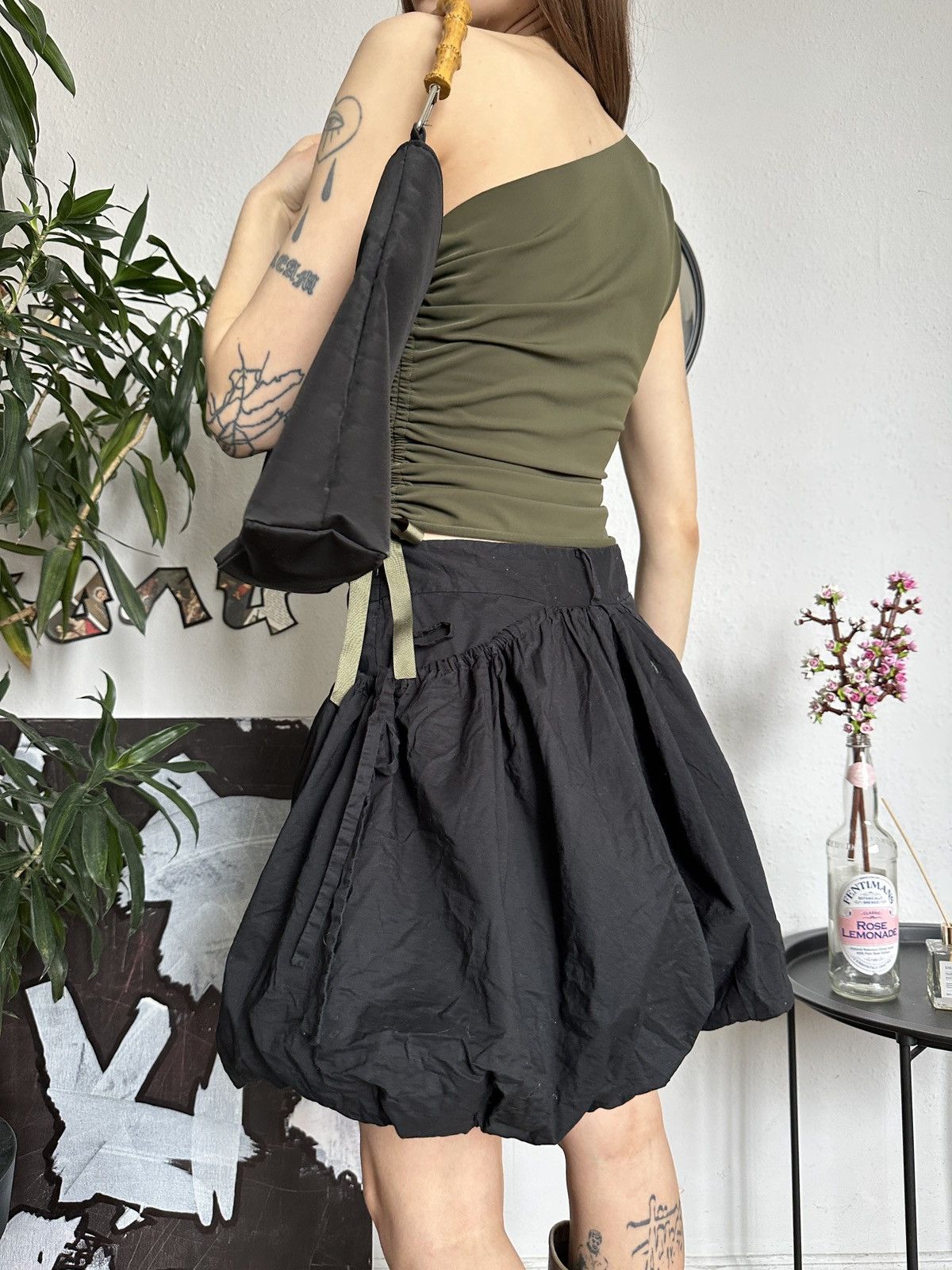 Japanese Brand Cute Trending Mini Black Bubble Skirt 00s Size 28" / US 6 / IT 42 - 7 Thumbnail