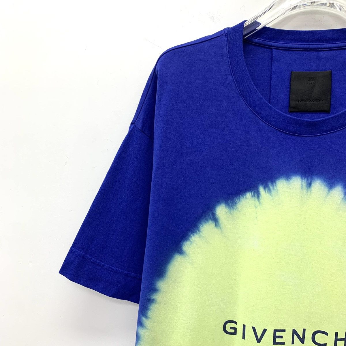 Givenchy Givenchy Tie-dye Logo Printed Short Sleeve T-shirt K26WX Size US L / EU 52-54 / 3 - 3 Thumbnail
