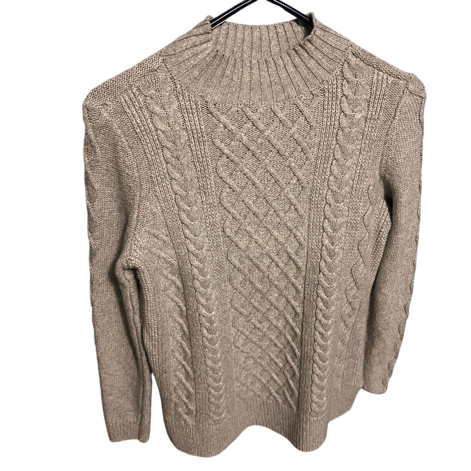 Croft & Barrow Croft & Barrow ladies cable knit sweater size petite small Size S / US 4 / IT 40 - 1 Thumbnail