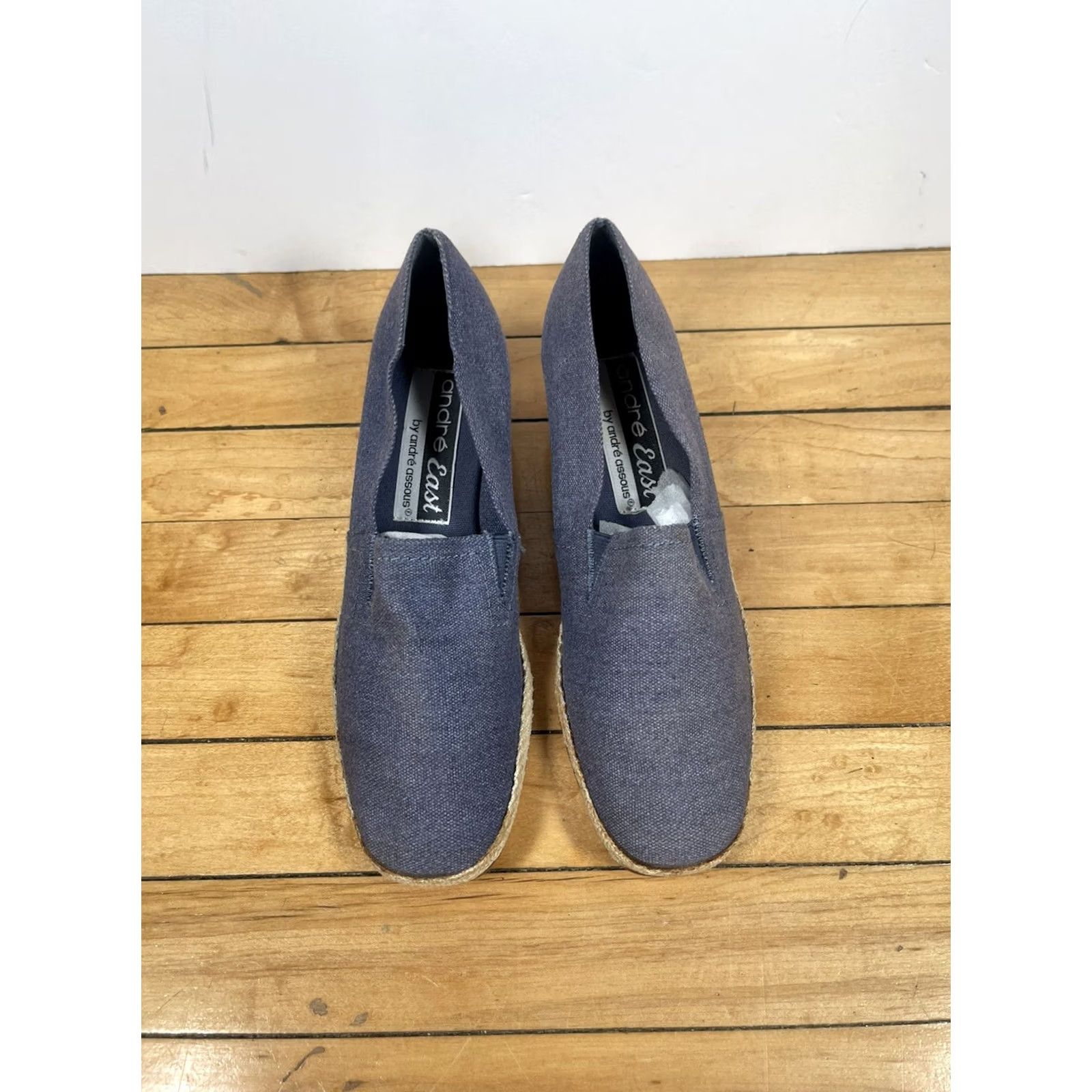 Vintage Andre East Womens Blue Fabric Pumps Heel Slip On Leather Sole Size 8.5B Classic Shoes, Womens, Medium (B) Size US 9 / IT 39 - 3 Thumbnail