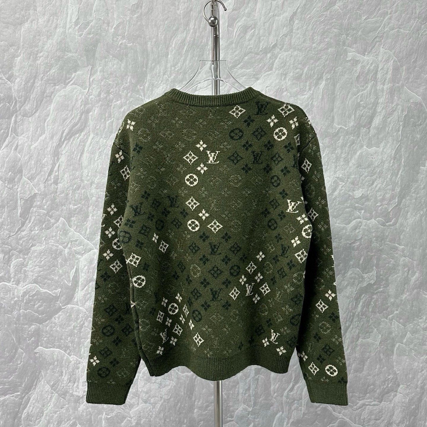 Louis Vuitton Louis Vuitton SS26 Monogram Sweater Size US M / EU 48-50 / 2 - 4 Thumbnail