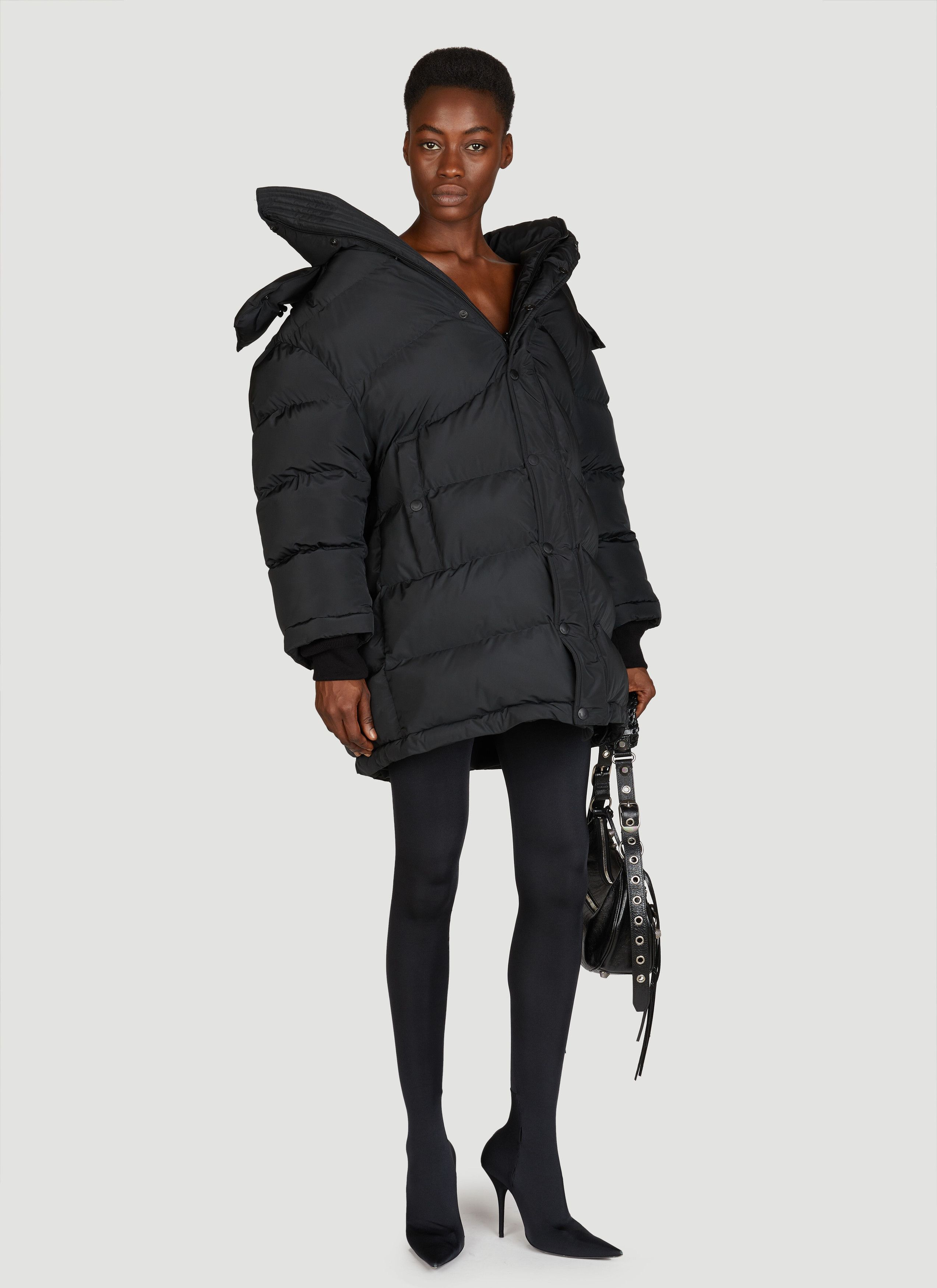 Balenciaga o1s1rm0825 Swing Puffer Coat in Black Size XS / US 0-2 / IT 36-38 - 2 Thumbnail
